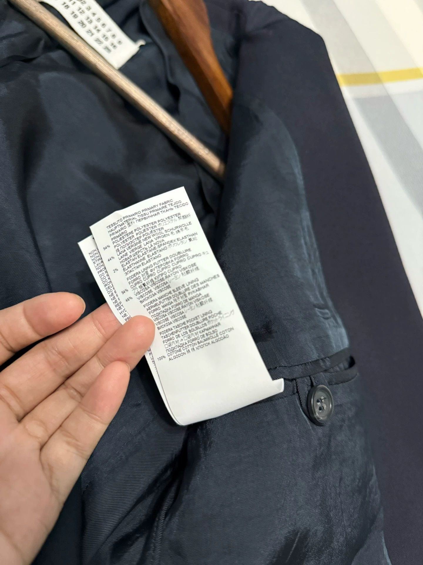 Maison Margiela Maison Margiela Women's Blazer with Velcro Belt Size S / US 4 / IT 40 - 7 Thumbnail