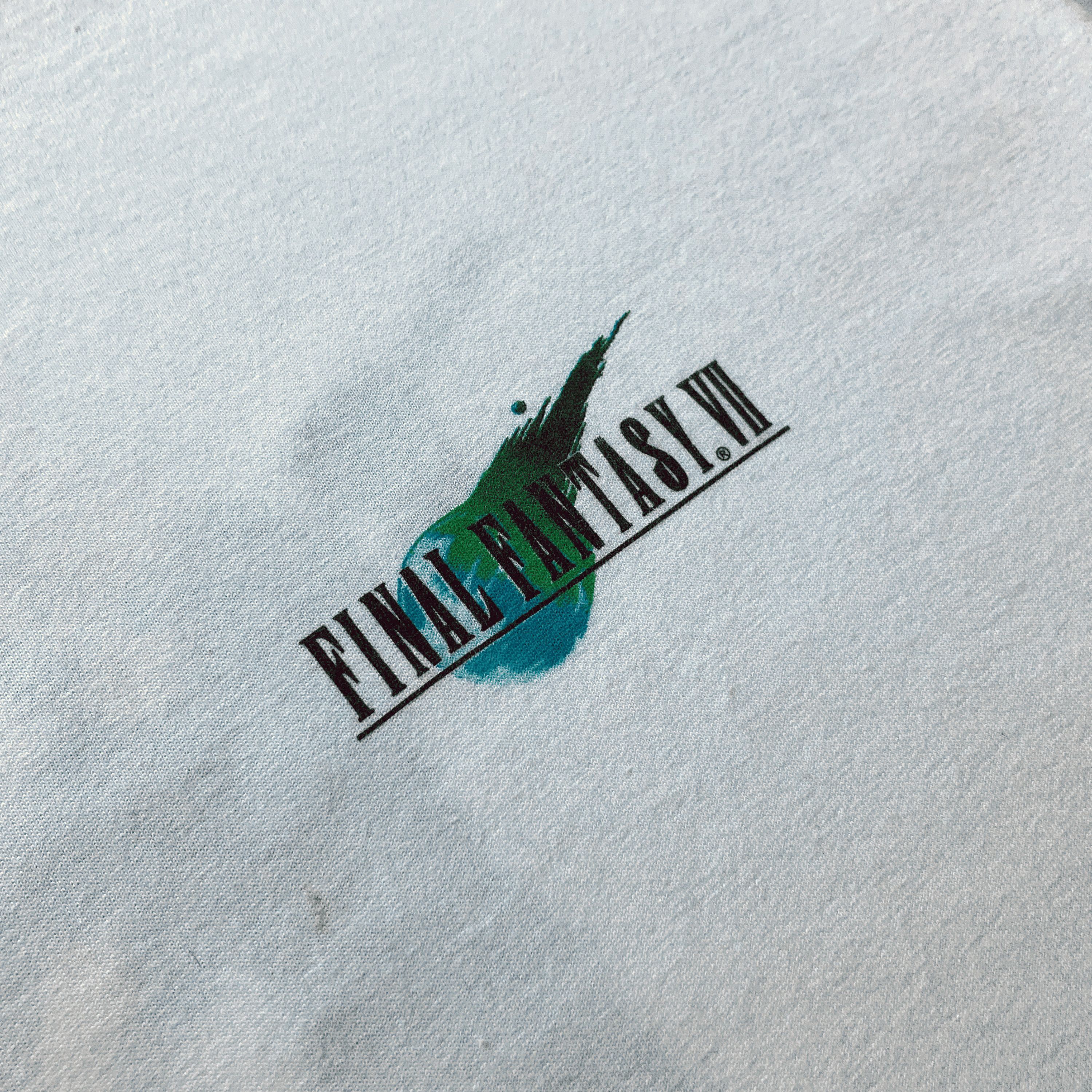 Other Vintage 1997 Final Fantasy VII T-Shirt Size US XL / EU 56 / 4 - 2 Thumbnail