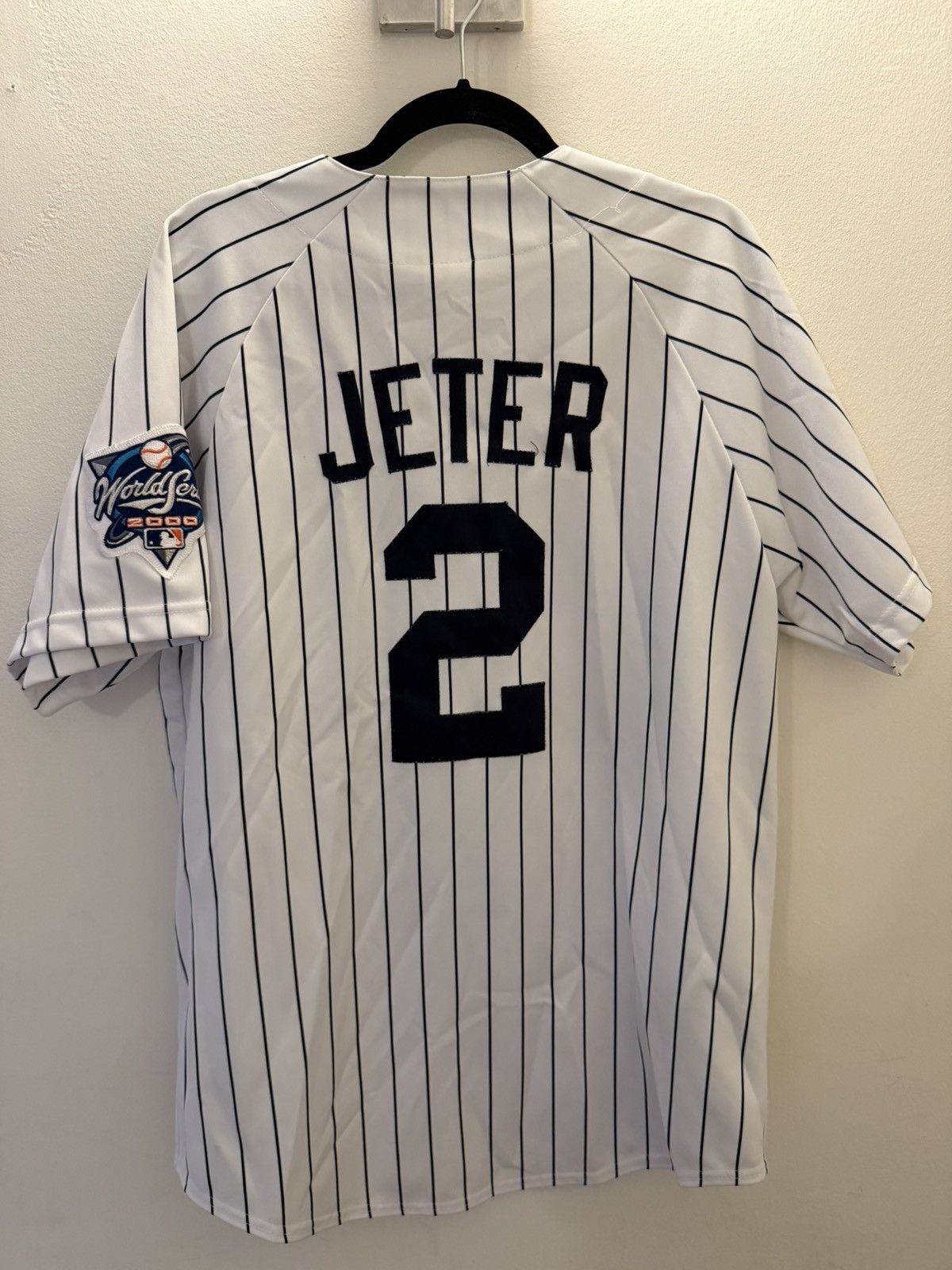 Majestic Derek Jeter 2000 World Series Jersey - Size L Size US L / EU 52-54 / 3 - 2 Thumbnail