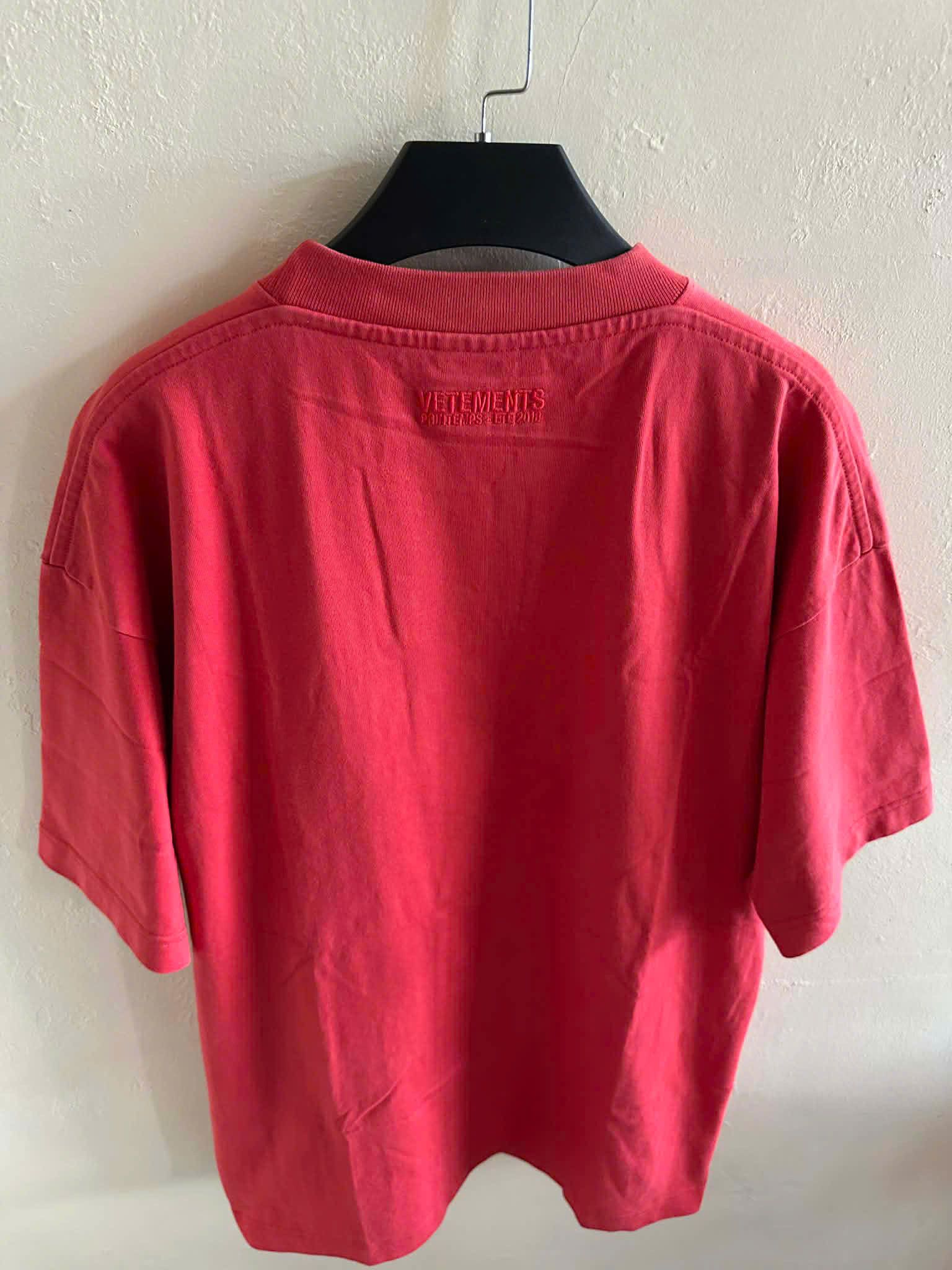 Vetements VETEMENS T SHIRT Size US XS / EU 42 / 0 - 5 Thumbnail