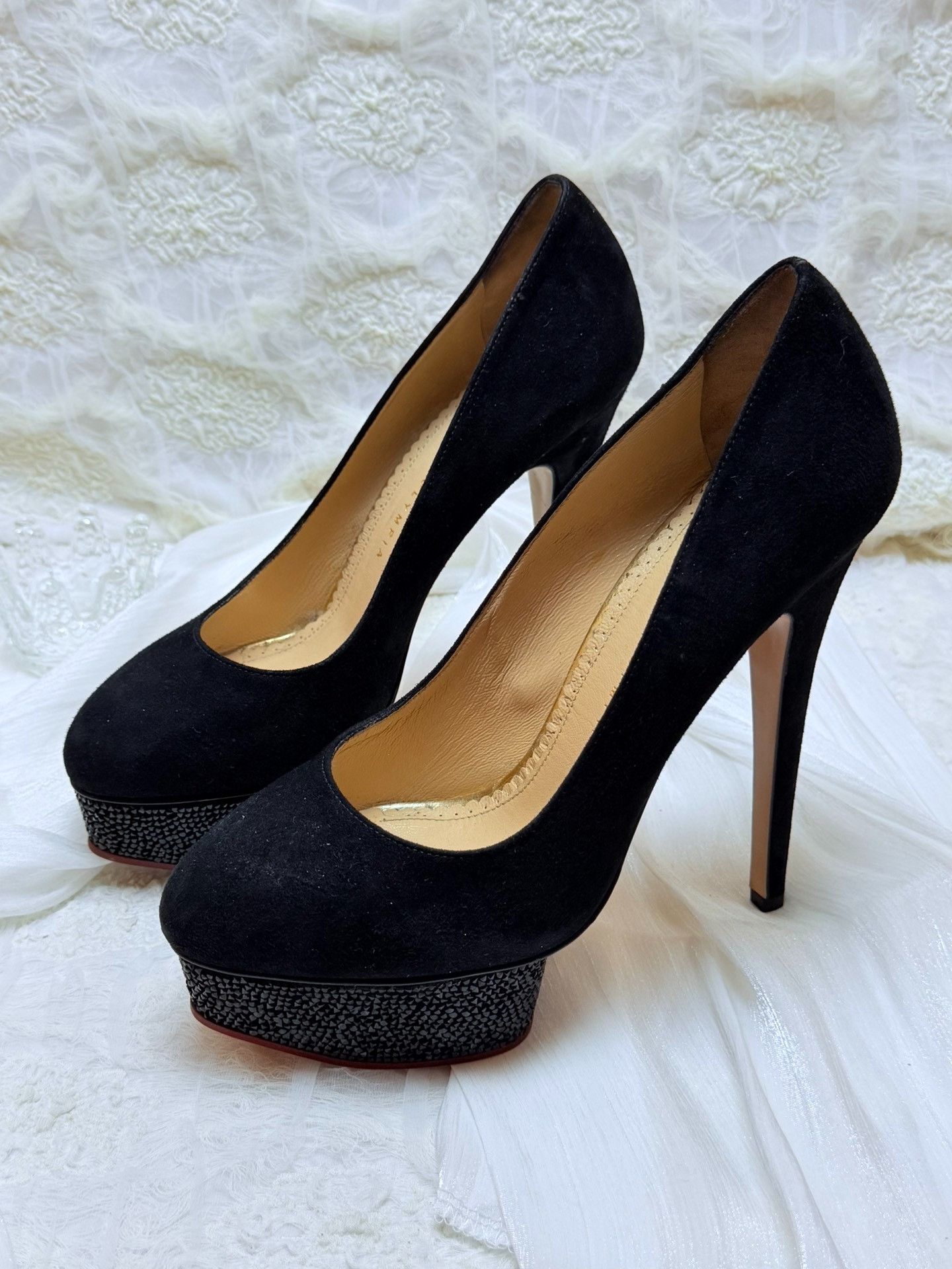 Charlotte Olympia Charlotte Olympia Suede Lowtop Sneakers us_9 Women Size US 9 / IT 39 - 1 Thumbnail