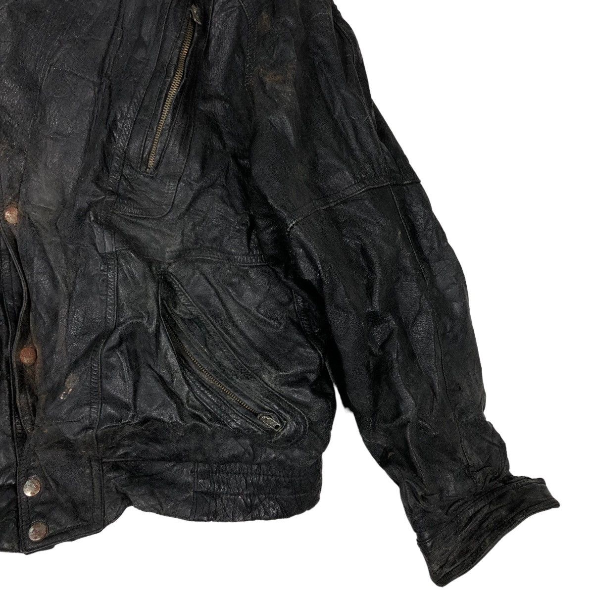 Japanese Brand Vintage Bomber Genuine Leather Jacket Sportwear IsseyMiyake Size US M / EU 48-50 / 2 - 5 Thumbnail
