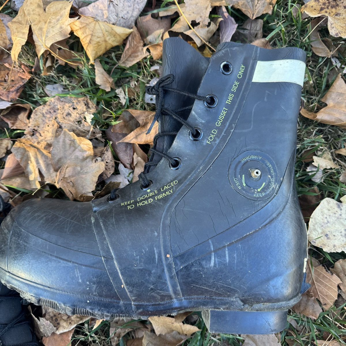 Vintage Vintage Military Bunny/Mickey Boots size 9R Size US 9 / EU 42 - 3 Thumbnail