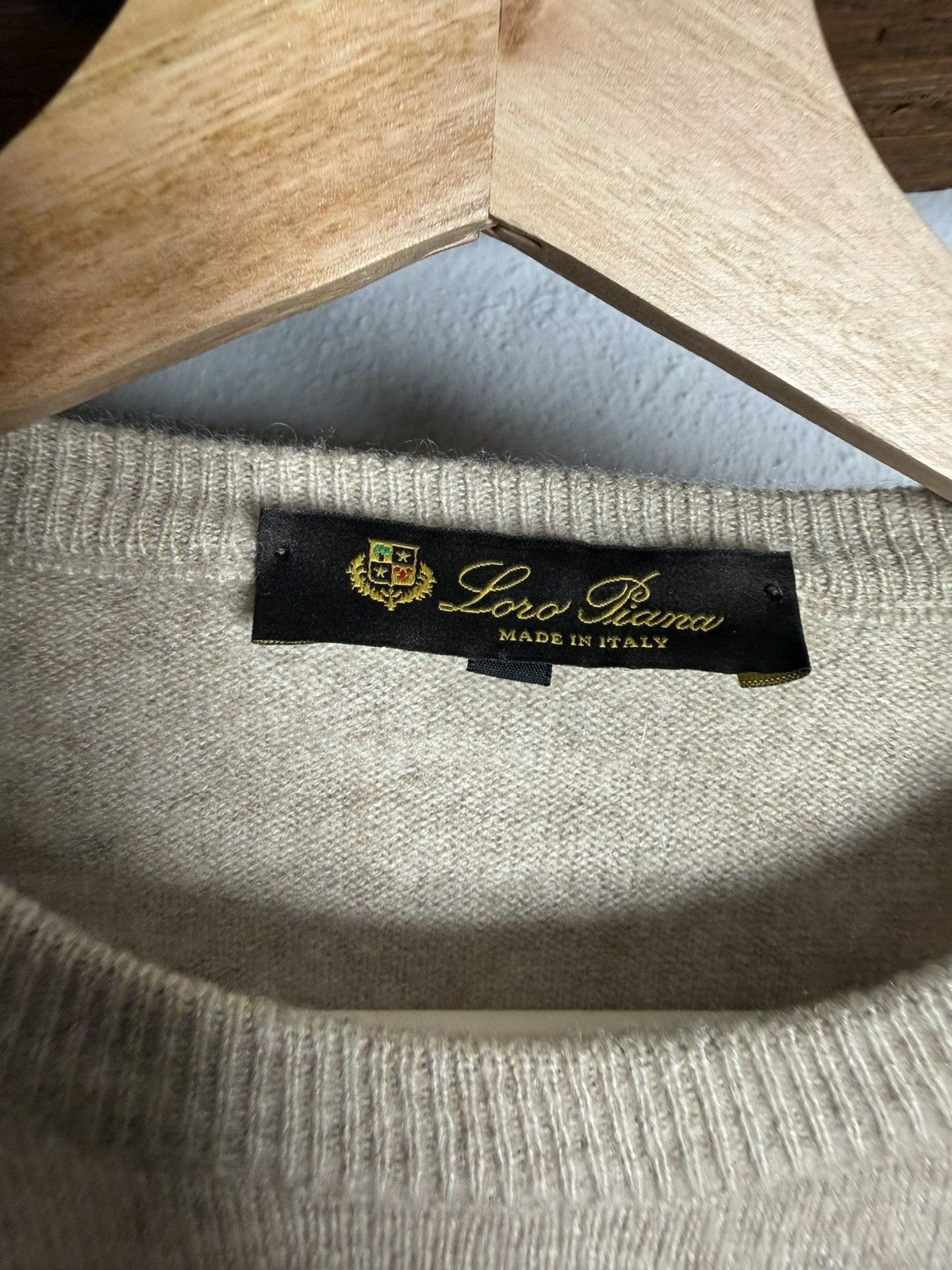 Loro Piana Loro Piana 100% Cashmere Sweater Beige Oatmeal Knit Size 50 Size US L / EU 52-54 / 3 - 2 Thumbnail