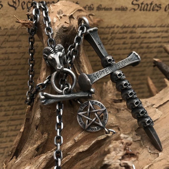 Other Skull Dark STEAL! Y2K Chains Necklace Chain Size ONE SIZE - 3 Thumbnail