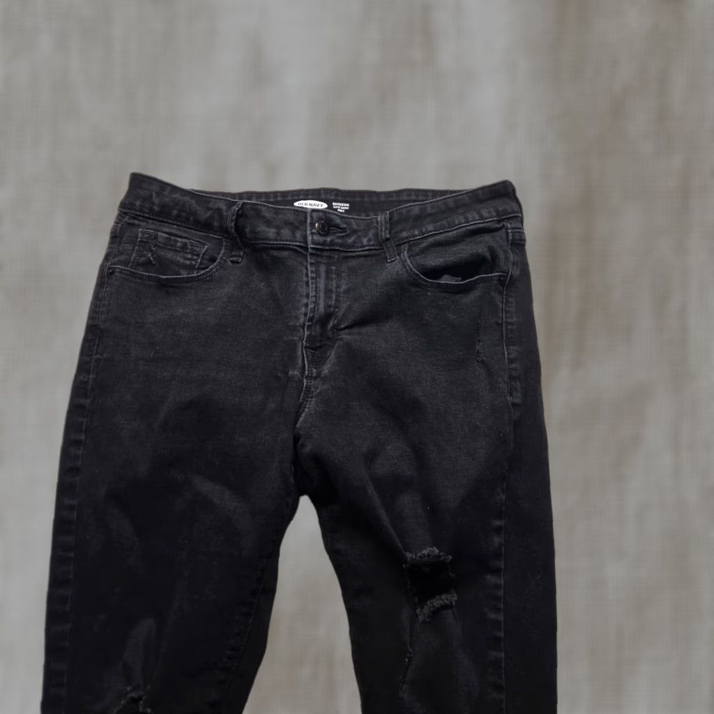 Old Navy Old Navy RockStar Super Skinny Ankle Womens Black Denim Jeans W/Raw Hems Size 12 Size 24" / US 00 / IT 34 - 1 Thumbnail
