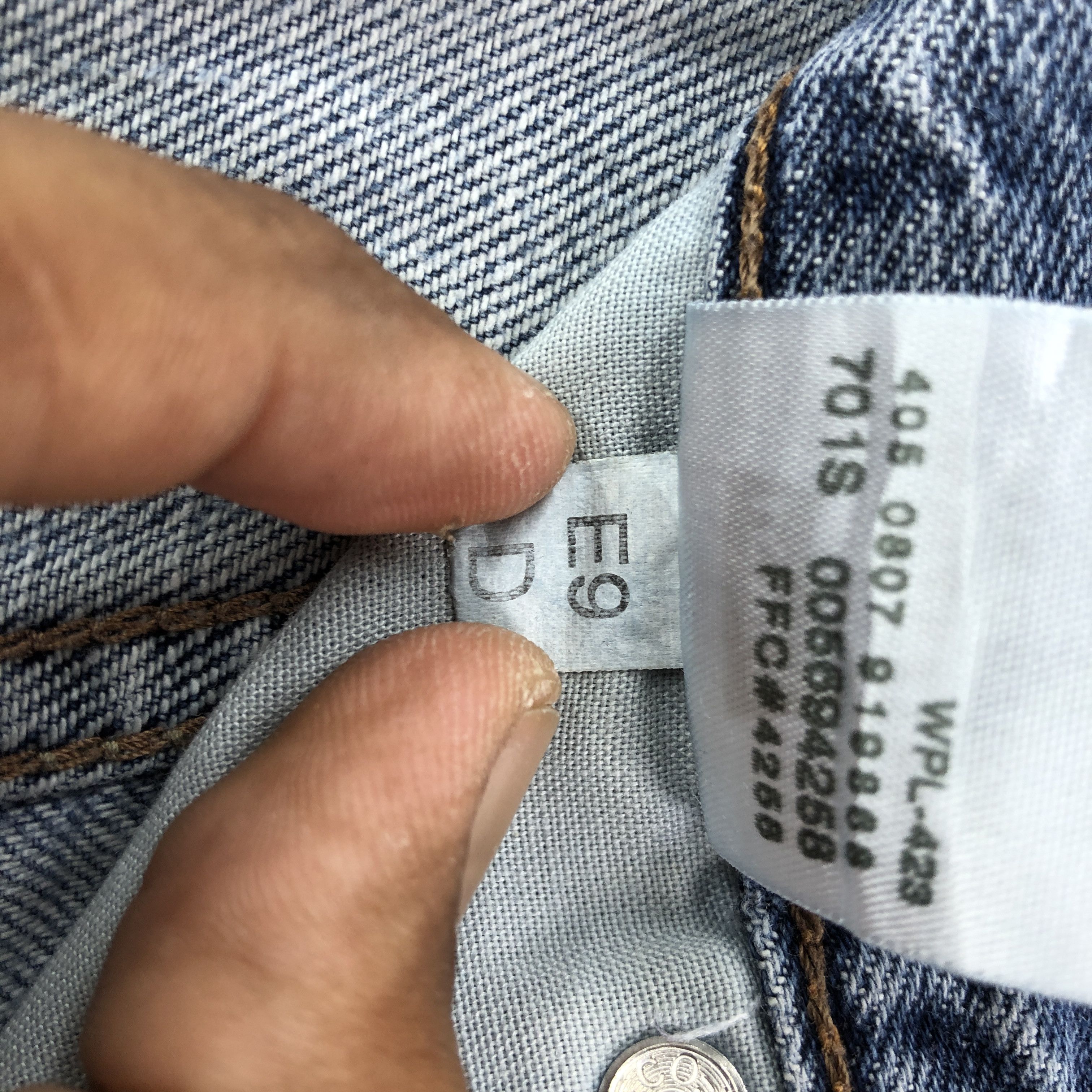 Levi's Vintage Levis 569 Baggy Loose Jeans Ripped Levis Faded Denim Size US 30 / EU 46 - 9 Thumbnail