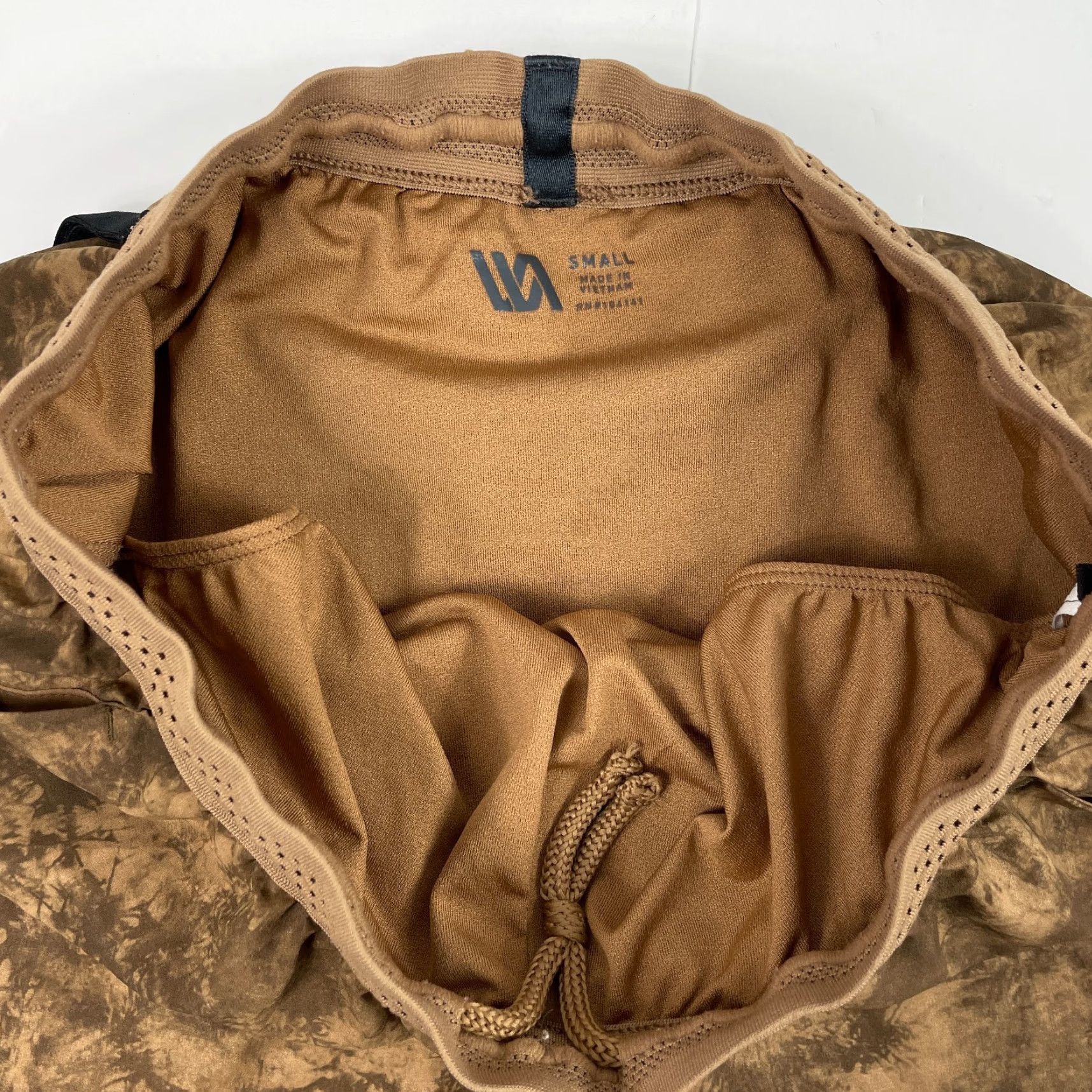 Vintage VRST Shorts Mens S Brown Tie Dye Lined 6.5in Inseam Athletic Pockets Moisture Wicking Drawstring Reflective Size US 26 / EU 42 - 6 Thumbnail