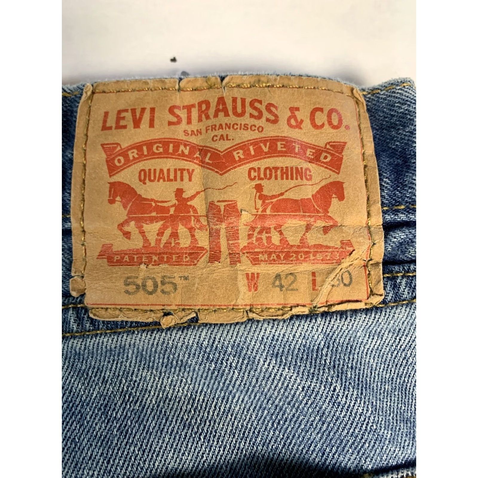 Levi's VINTAGE Levis 505 Jeans Mens 42x30 Blue Regular Straight American Workwear Light Denim Size US 42 / EU 58 - 5 Thumbnail