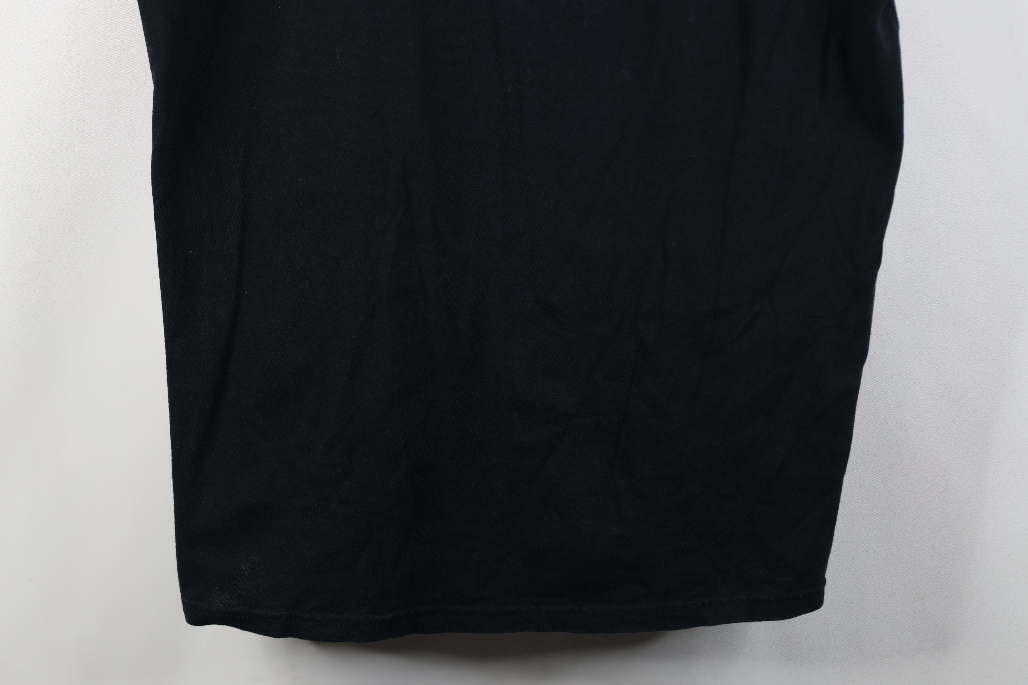 Vintage Vintage Y2K Live On On Star Navigation Car Sleeve T-Shirt Size US XL / EU 56 / 4 - 3 Thumbnail