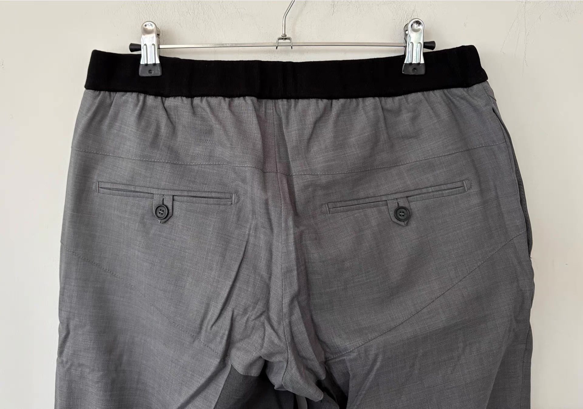 Les Hommes Les Hommes Men's Grey Paneled Casual Pants Ｑ21 Size US 34 / EU 50 - 4 Thumbnail