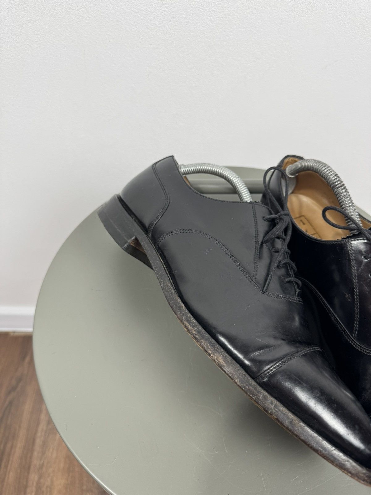 Loake Loake Black Leather Oxford Cap Toe Dress Shoes US 10 England Size US 10 / EU 43 - 2 Thumbnail