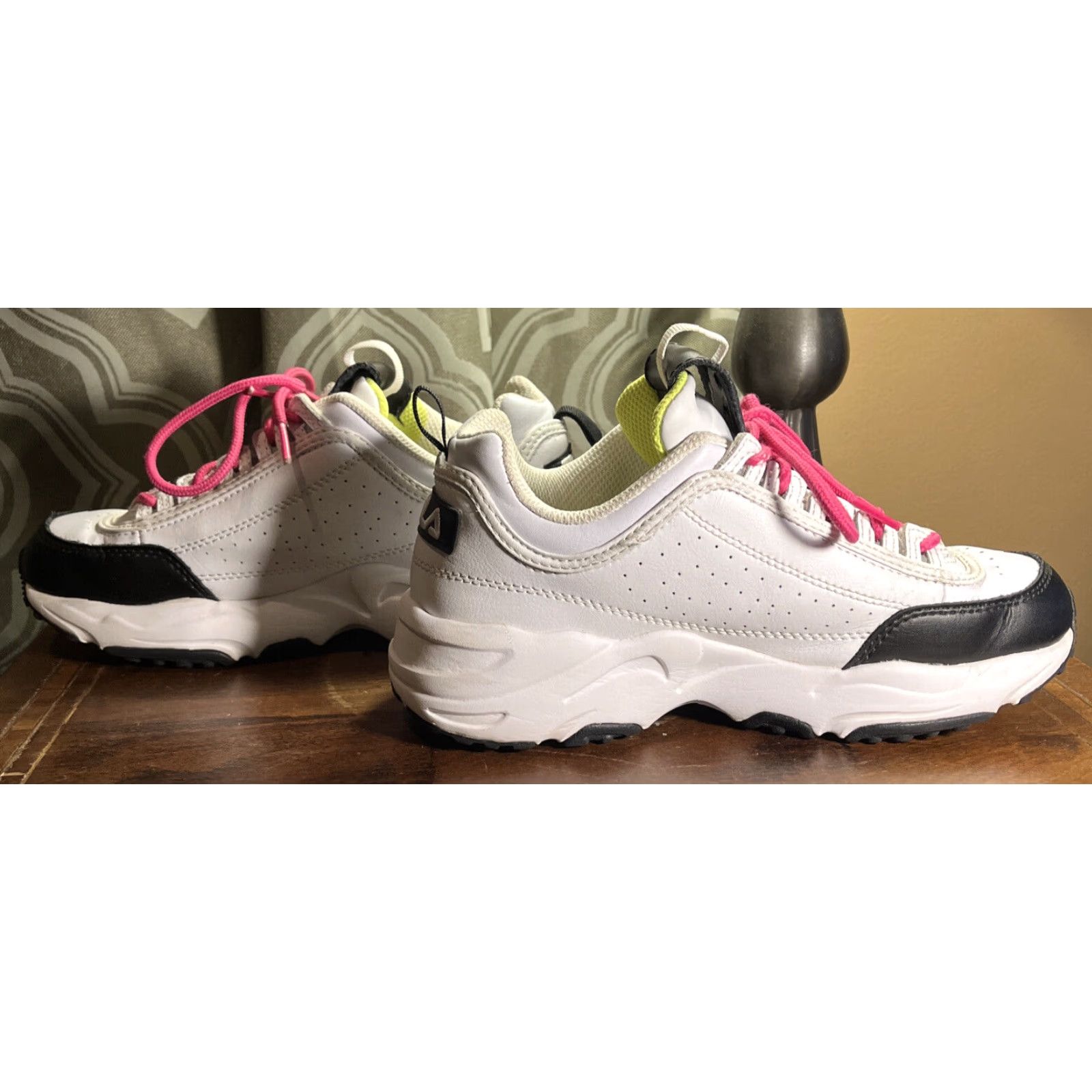 Fila VINTAGE FILA Sneakers Women Casual Low Top Sport Style Size 7 White Pink Neon Size US 7 / IT 37 - 3 Thumbnail