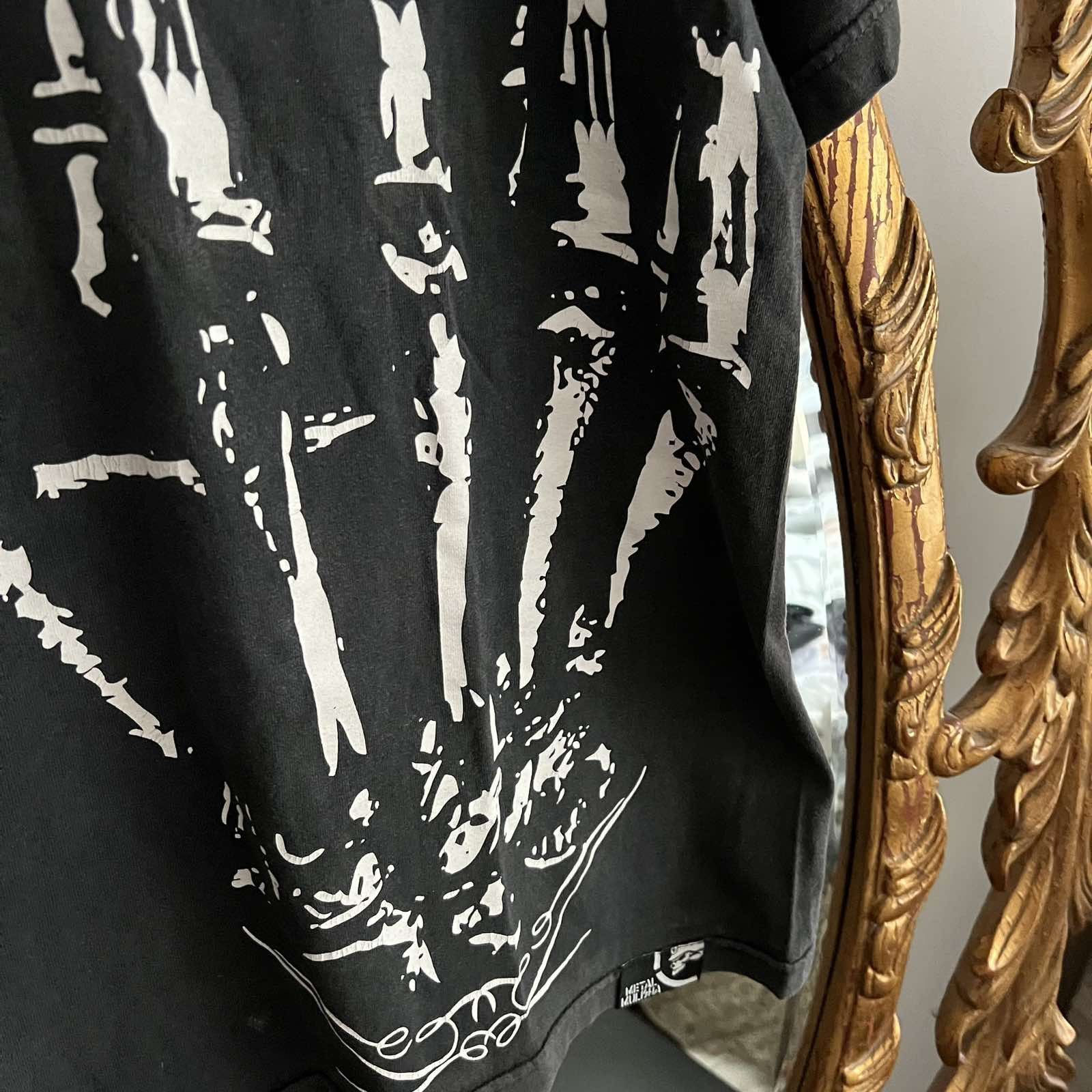 Other Metal Mulisha Y2K Middle Finger Big Printed T-shirt Sz L Size US L / EU 52-54 / 3 - 4 Thumbnail