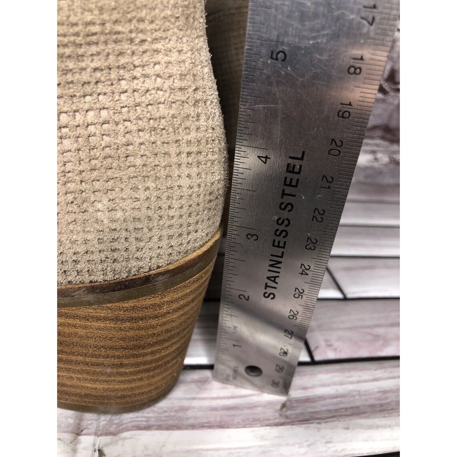 Lucky Brand Lucky Brand Ponic Taupe Tan Suede Cutout Block Heel Booties Size US 7.5 / IT 37.5 - 13 Thumbnail