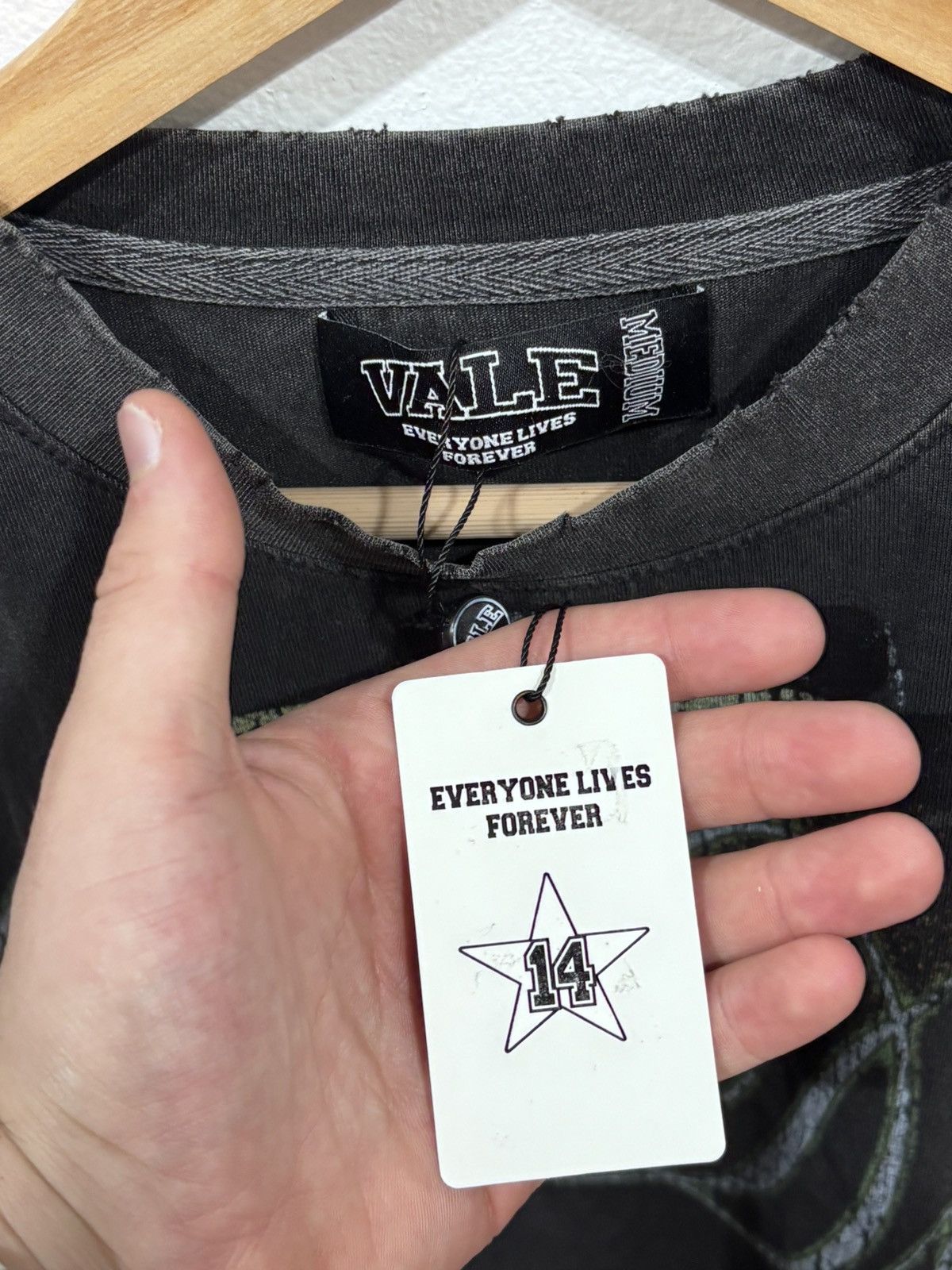 Vale Vale Forever Valley Dream Tee Size US M / EU 48-50 / 2 - 7 Thumbnail