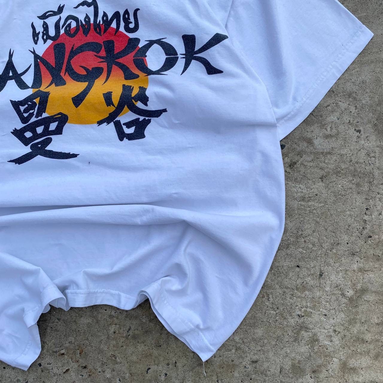 Japanese Brand Vintage Adult Bangkok T-shirts Big Logo Japan Size S Y2K 00s Size US S / EU 44-46 / 1 - 4 Thumbnail
