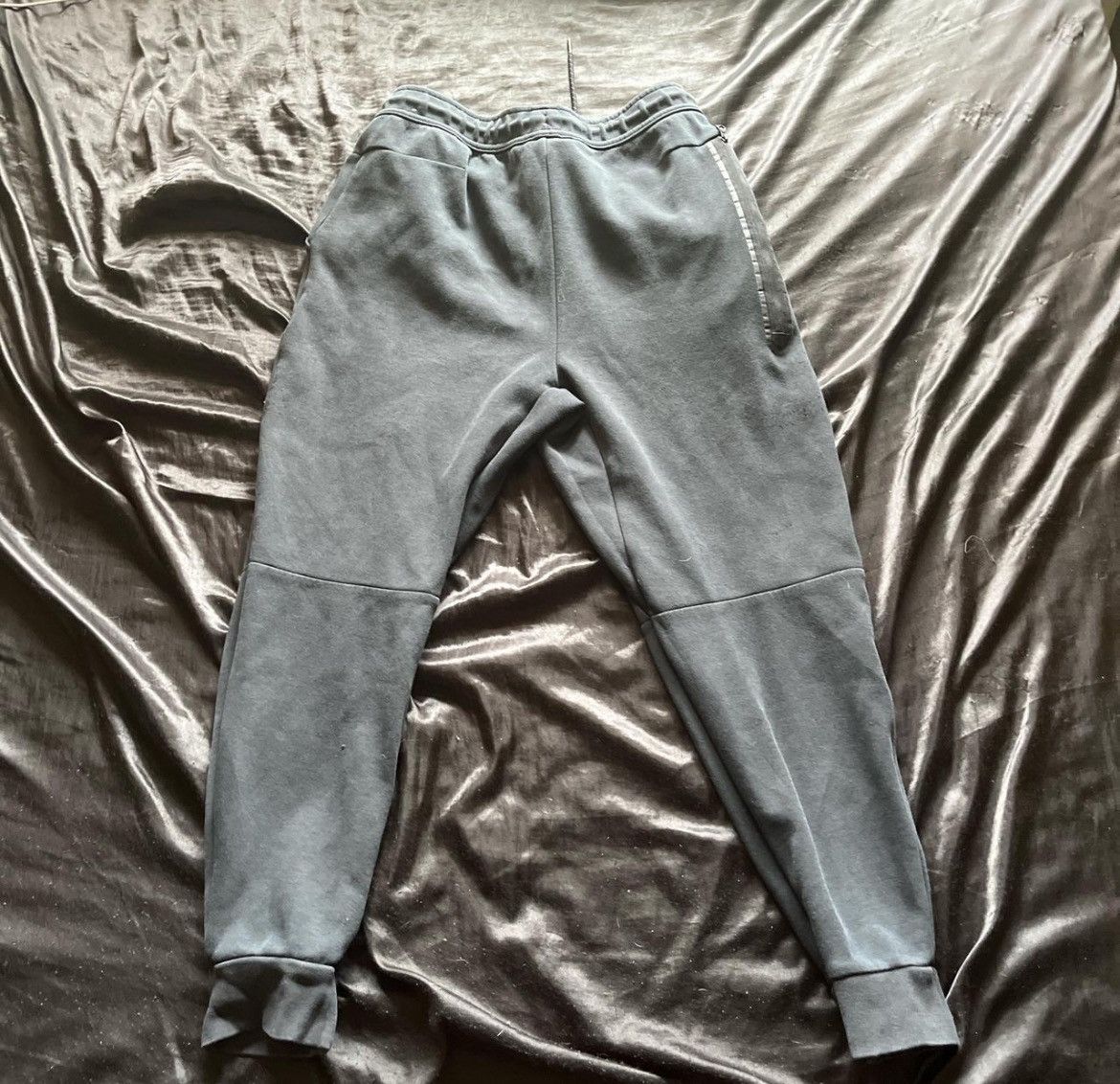Nike Nike Tech Sweatpants/Joggers Size US 33 - 2 Thumbnail