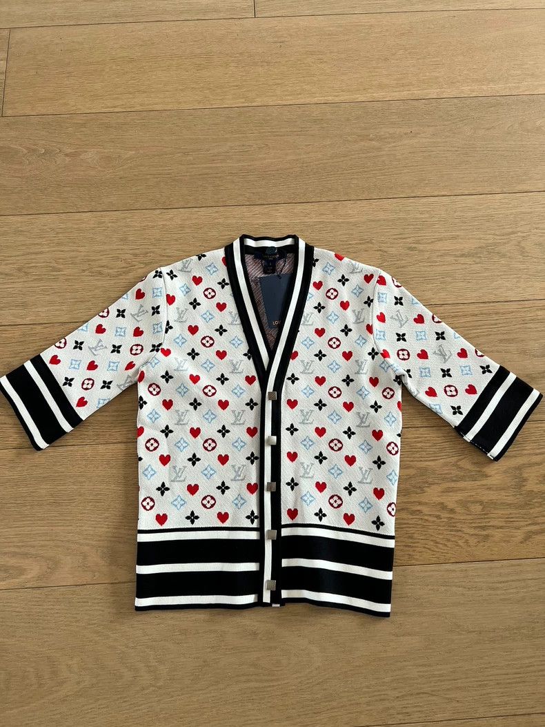 Louis Vuitton Louis Vuitton Classic cardigan top with presbyopic logo shi Size US S / EU 44-46 / 1 - 2 Thumbnail
