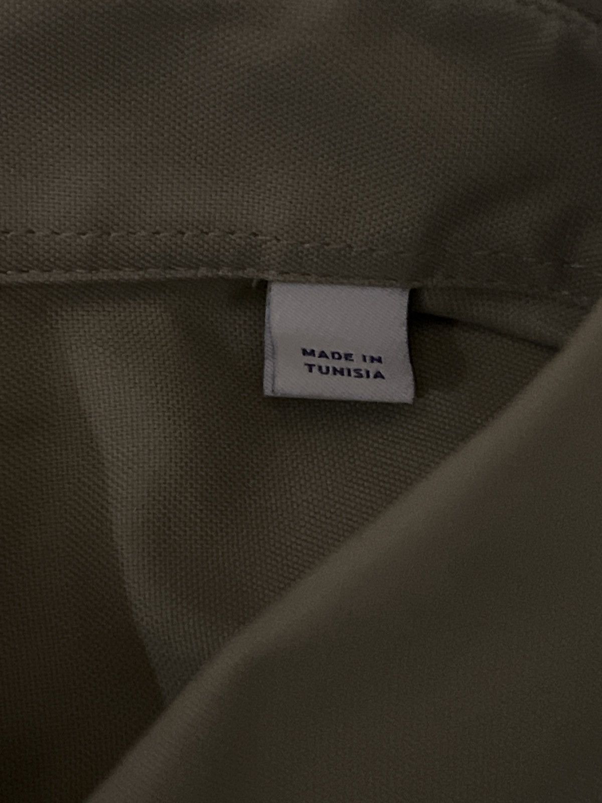 Burberry Burberry Beige Classic Monogram Logo Solid Color Polo Button Size US M / EU 48-50 / 2 - 3 Thumbnail