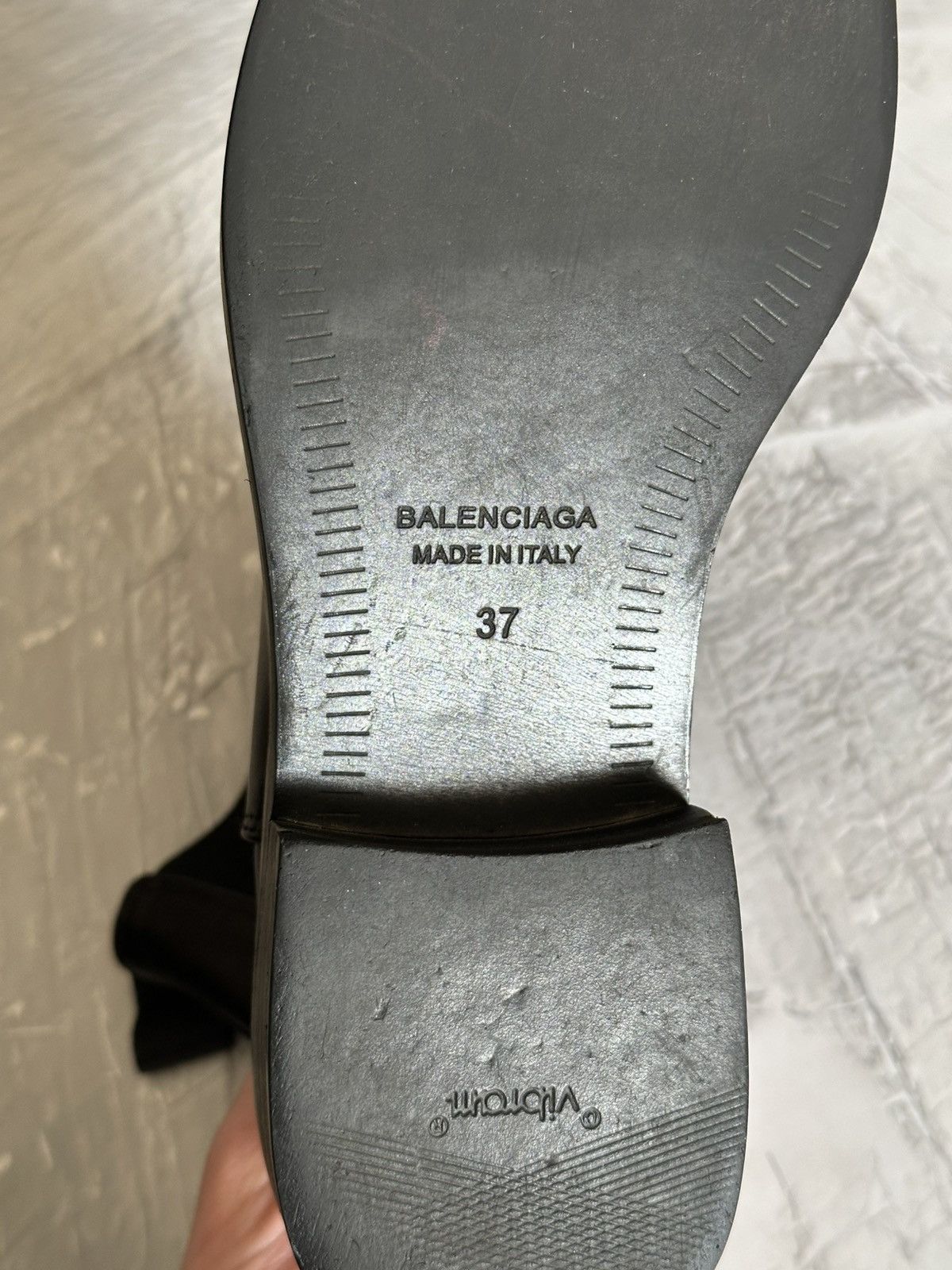 Balenciaga 🔥Balenciaga Chelsea Boots Size US 7 / IT 37 - 7 Thumbnail
