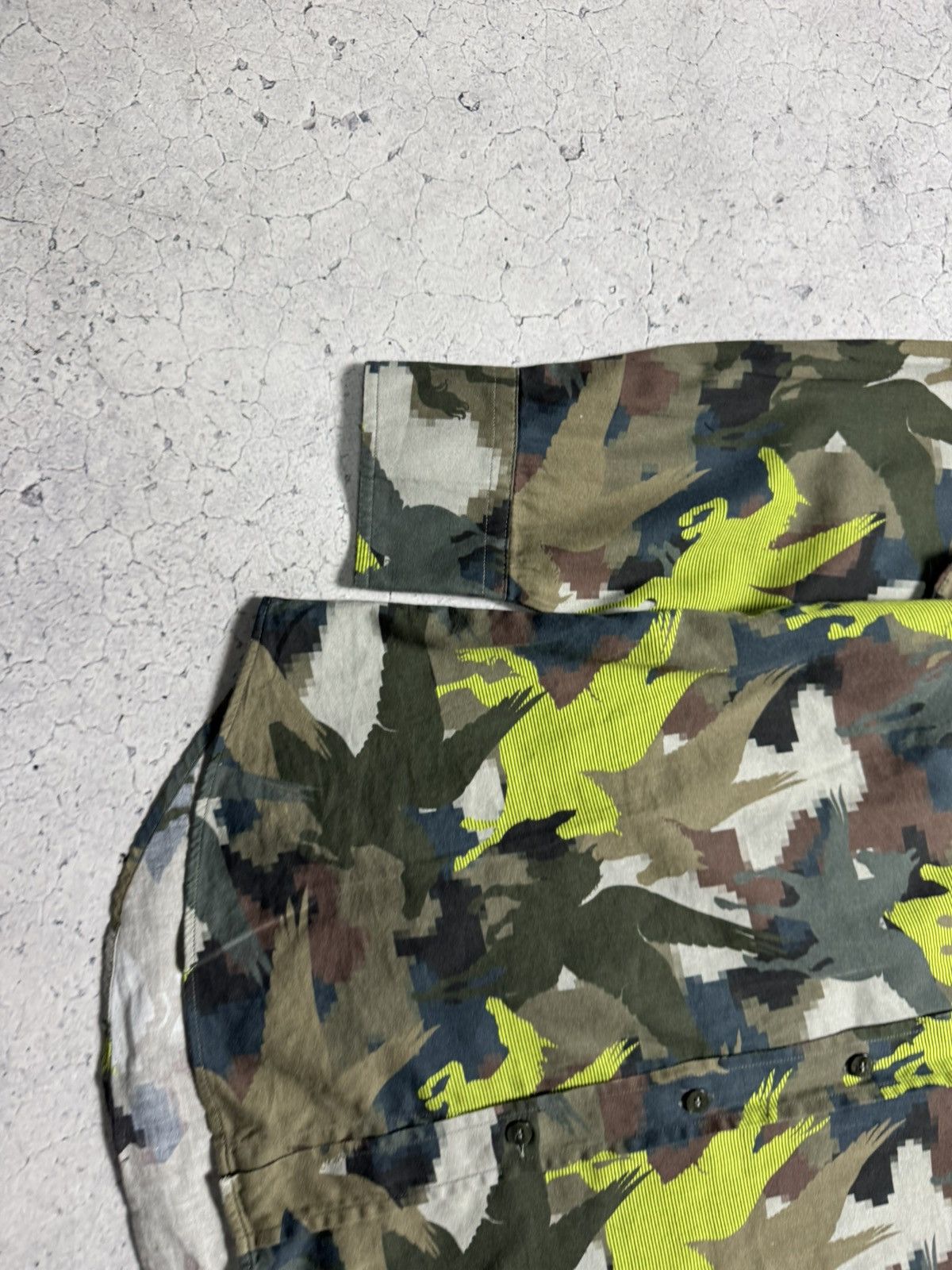Etro Etro Milano Button Up Camo Shirt Luxury Size US S / EU 44-46 / 1 - 2 Thumbnail