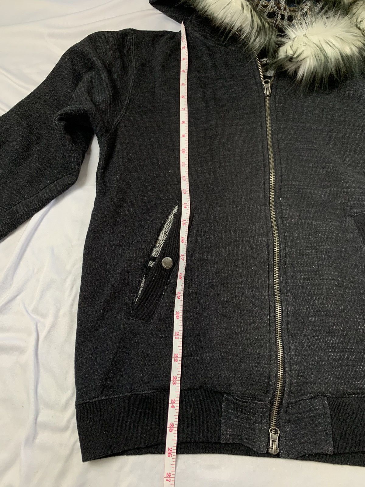 Le Grande Bleu (L.G.B.) Fur hoodie japanese style I L L S double layer Size US L / EU 52-54 / 3 - 8 Thumbnail