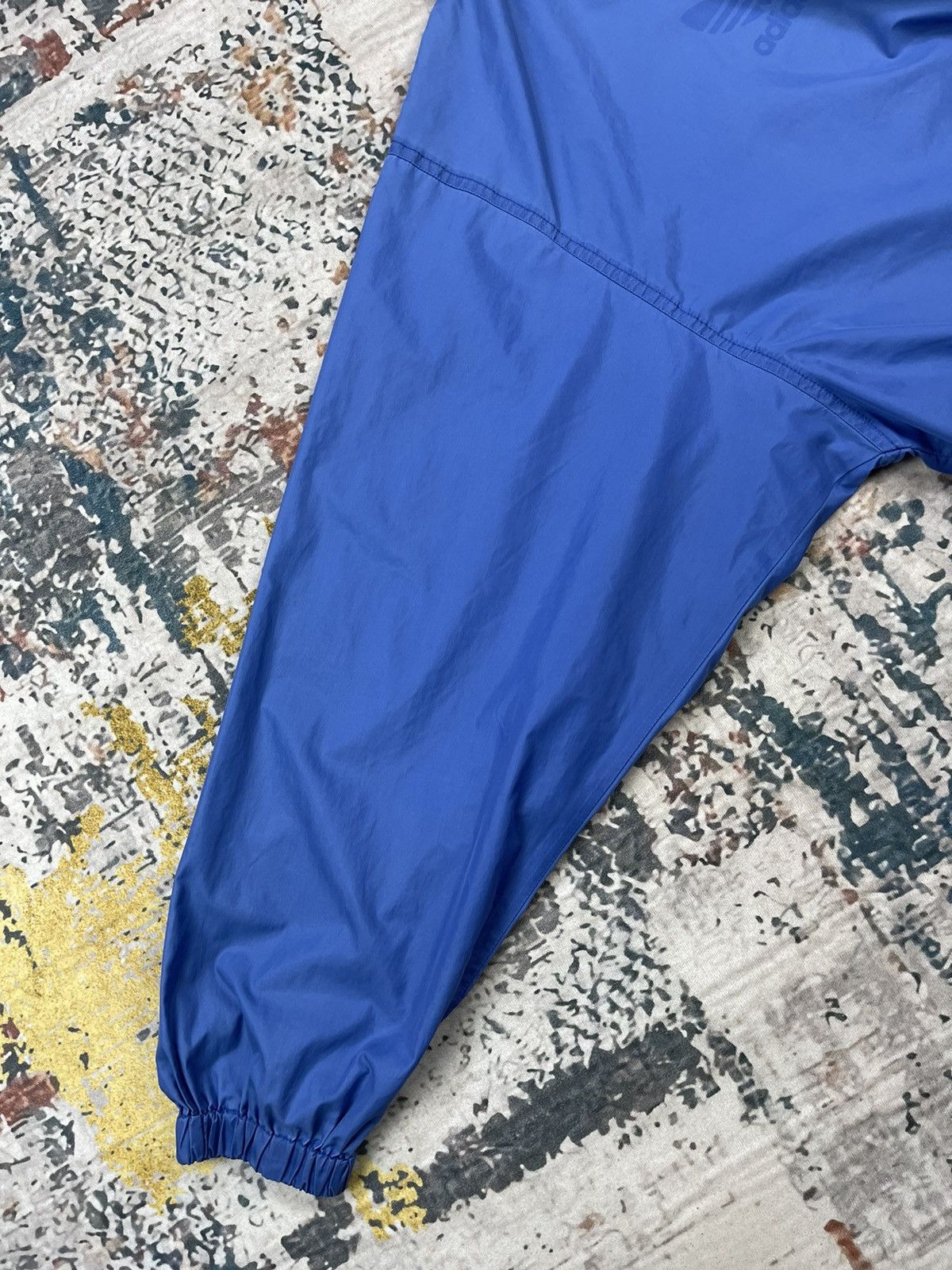 Adidas Vintage Adidas Trefoil Lightweight Coach Jackets Size US L / EU 52-54 / 3 - 7 Thumbnail