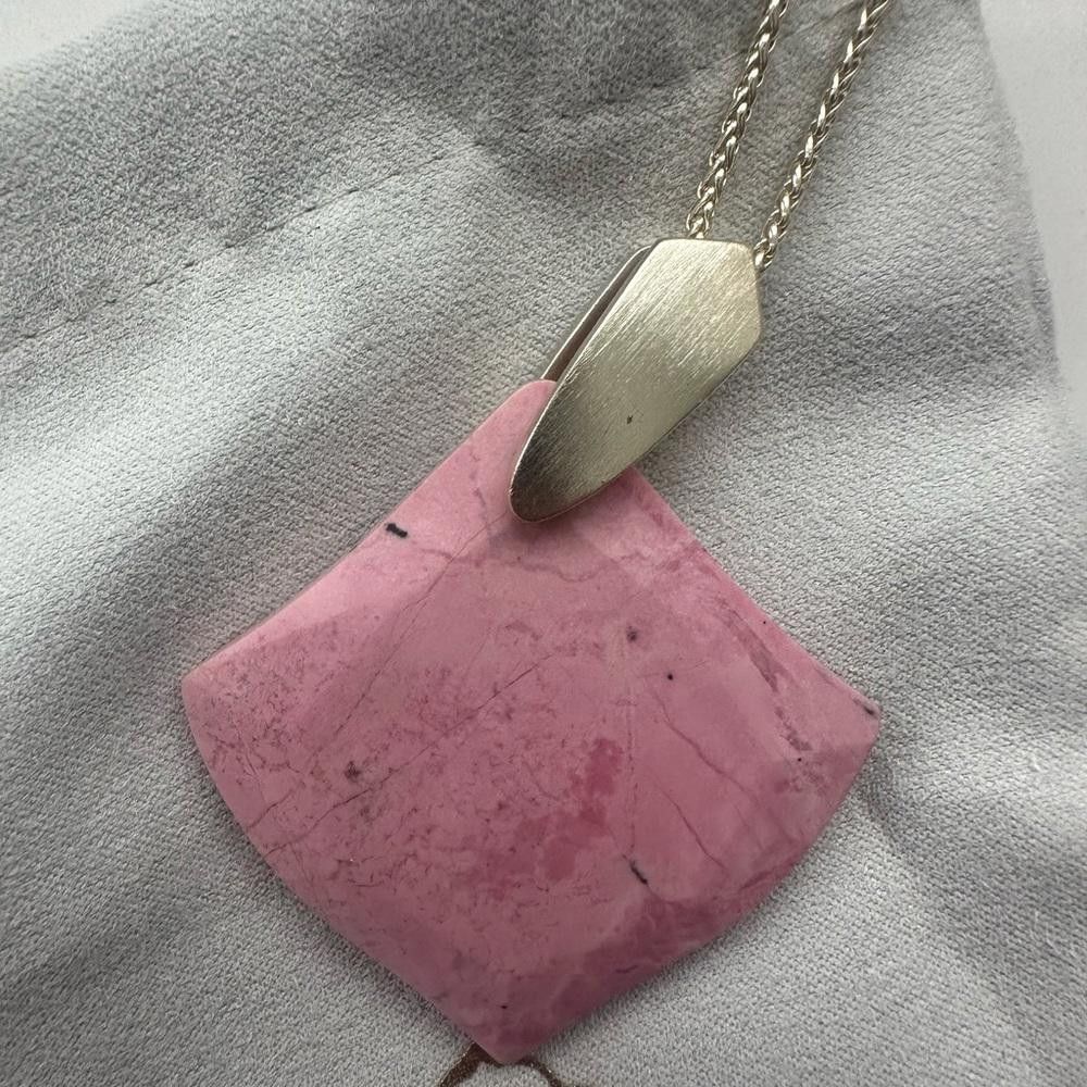 Designer Kendra Scott Aislinn Pink Rhodonite Pendant Gold Necklace Size ONE SIZE - 2 Thumbnail