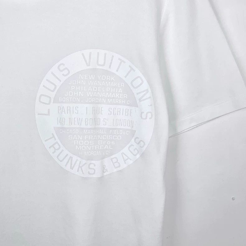 Louis Vuitton Louis Vuitton Logo monogram print crewneck white short sle Size M / US 6-8 / IT 42-44 - 4 Thumbnail