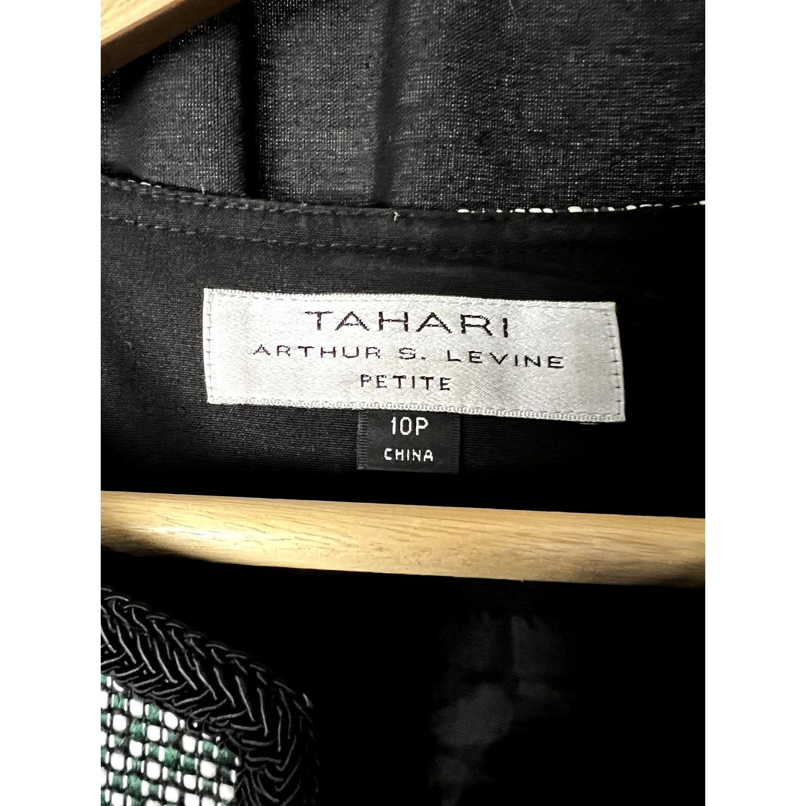 Elie Tahari Tahari Green & Black Collarless Classic Elegant 10P Blazer Size L / US 10 / IT 46 - 4 Thumbnail