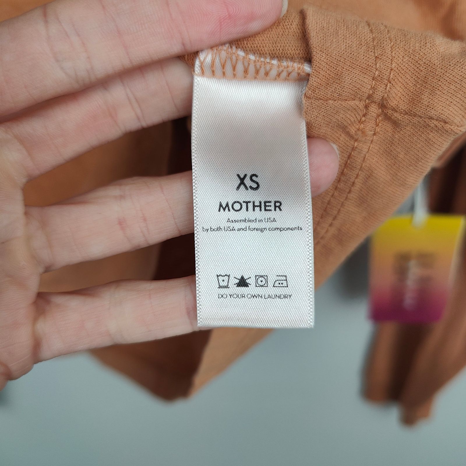 MOTHER Mother The Long Sleeve Twister Crop Tee Womens XS NWT Size XS / US 0-2 / IT 36-38 - 6 Thumbnail