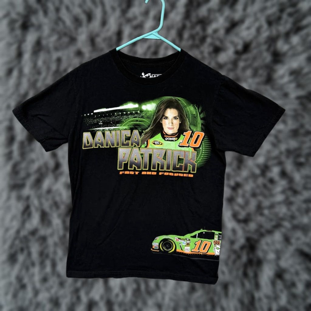 Chase Authentics VINTAGE Danica Patrick NASCAR Shirt Mens Medium Black Chase Authentics Graphic Tee Size US M / EU 48-50 / 2 - 1 Thumbnail