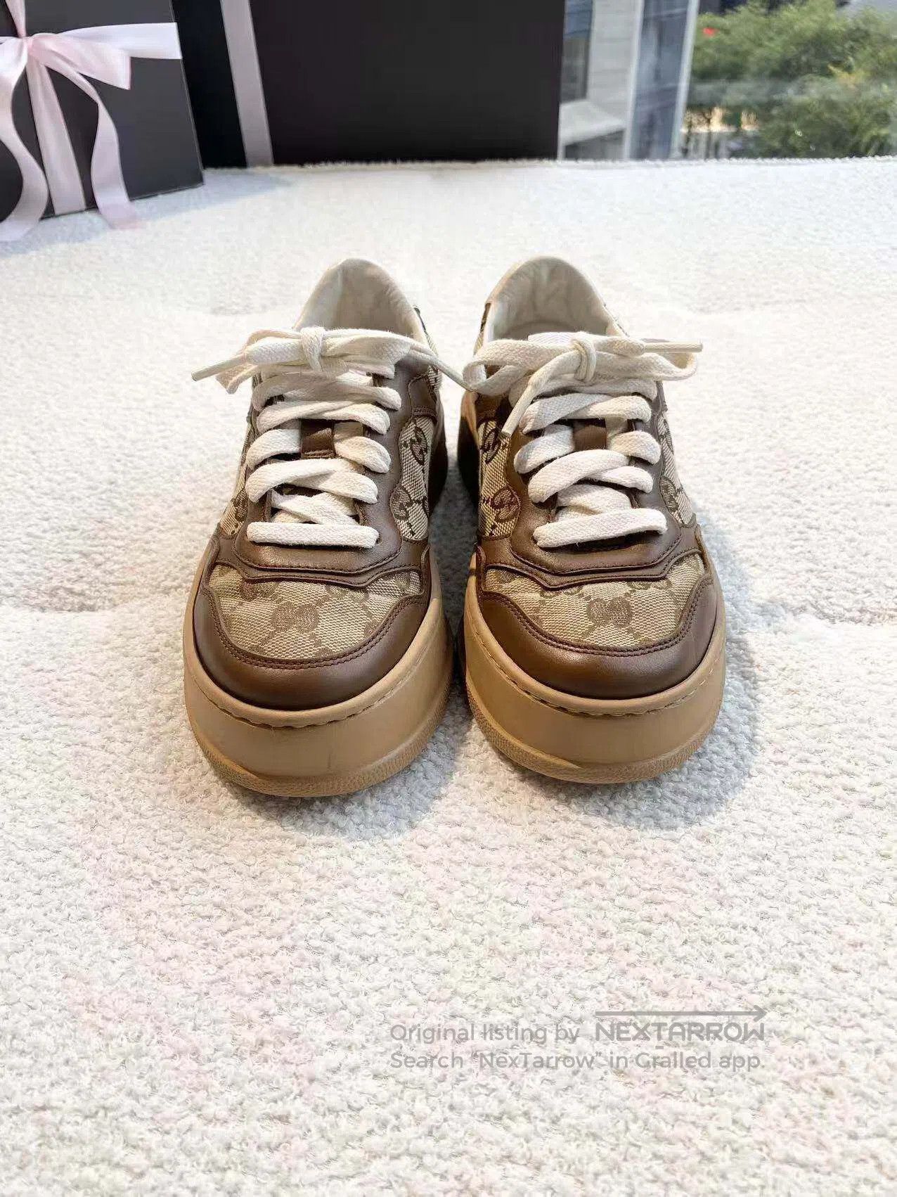 Gucci Guicci Old flower biscuit shoes| Size US 5 / IT 35 - 2 Thumbnail