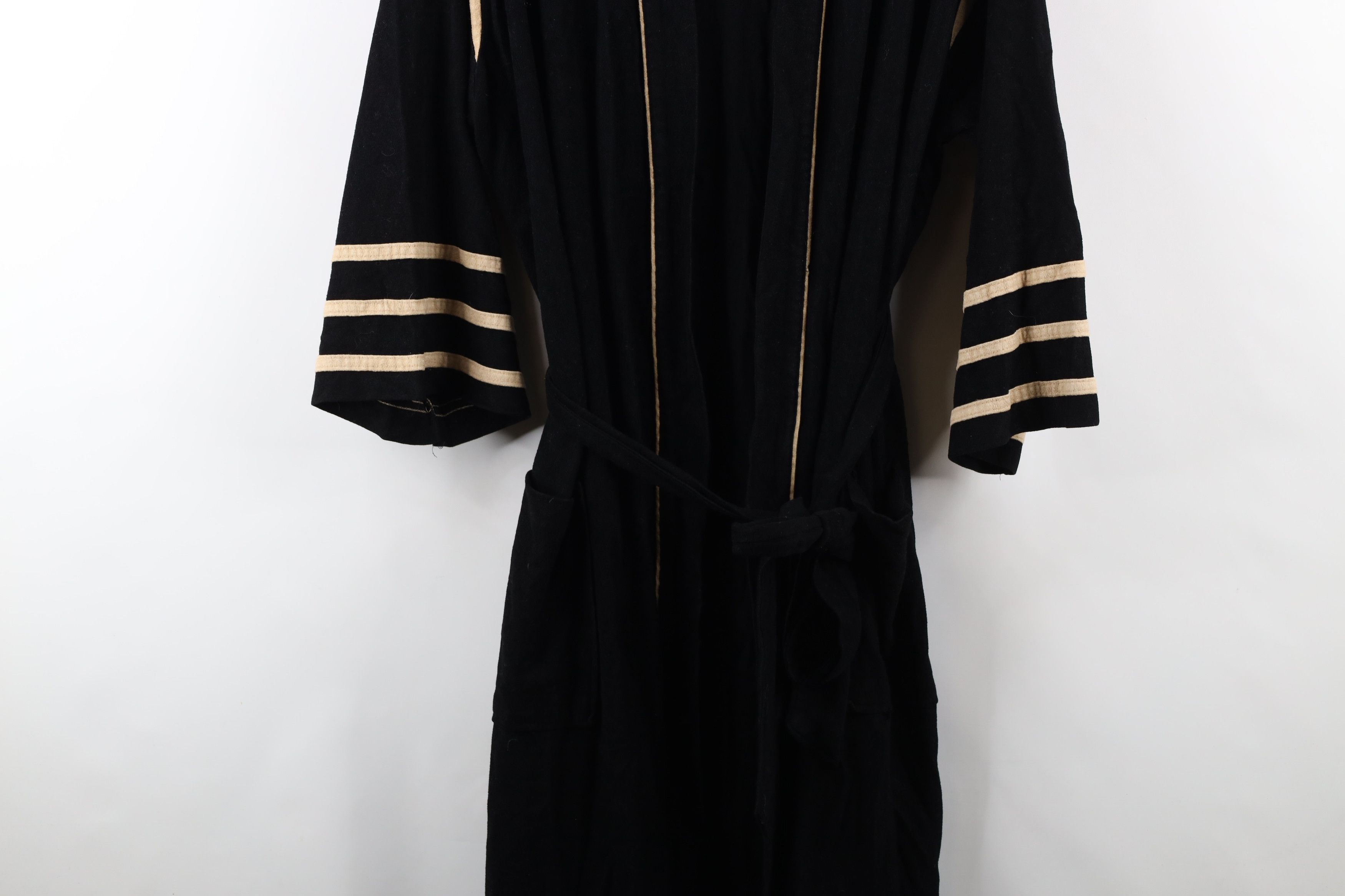 Vintage Vintage 60s Streetwear Striped Velour Belted Bath Robe Size US L / EU 52-54 / 3 - 3 Thumbnail