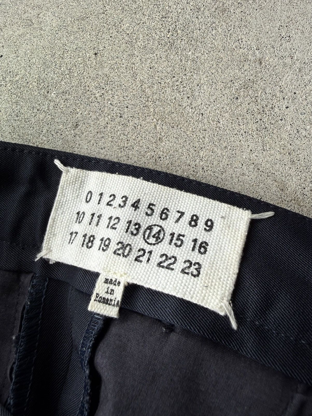 Maison Margiela Maison Martin Margiela 13AW Archive Dark Navy Wool Slacks Size US 28 / EU 44 - 7 Thumbnail