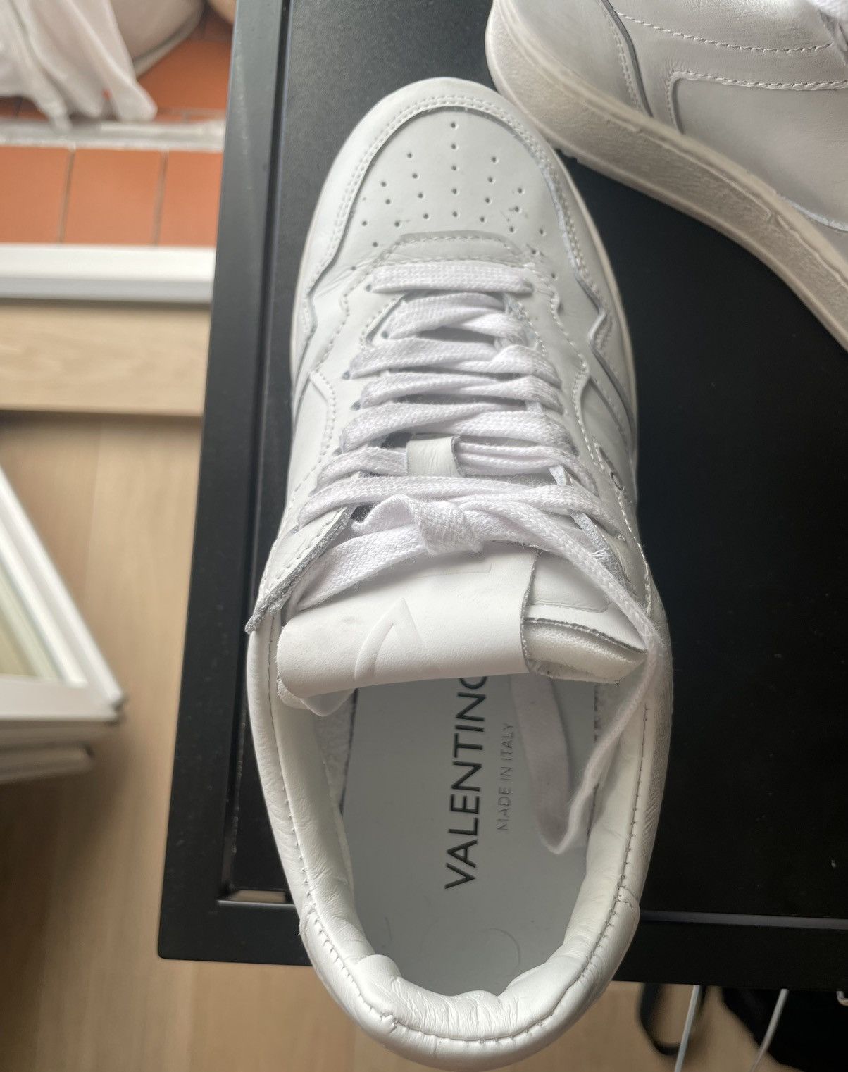Valentino Valentino sneakers Size US 7 / EU 40 - 2 Thumbnail