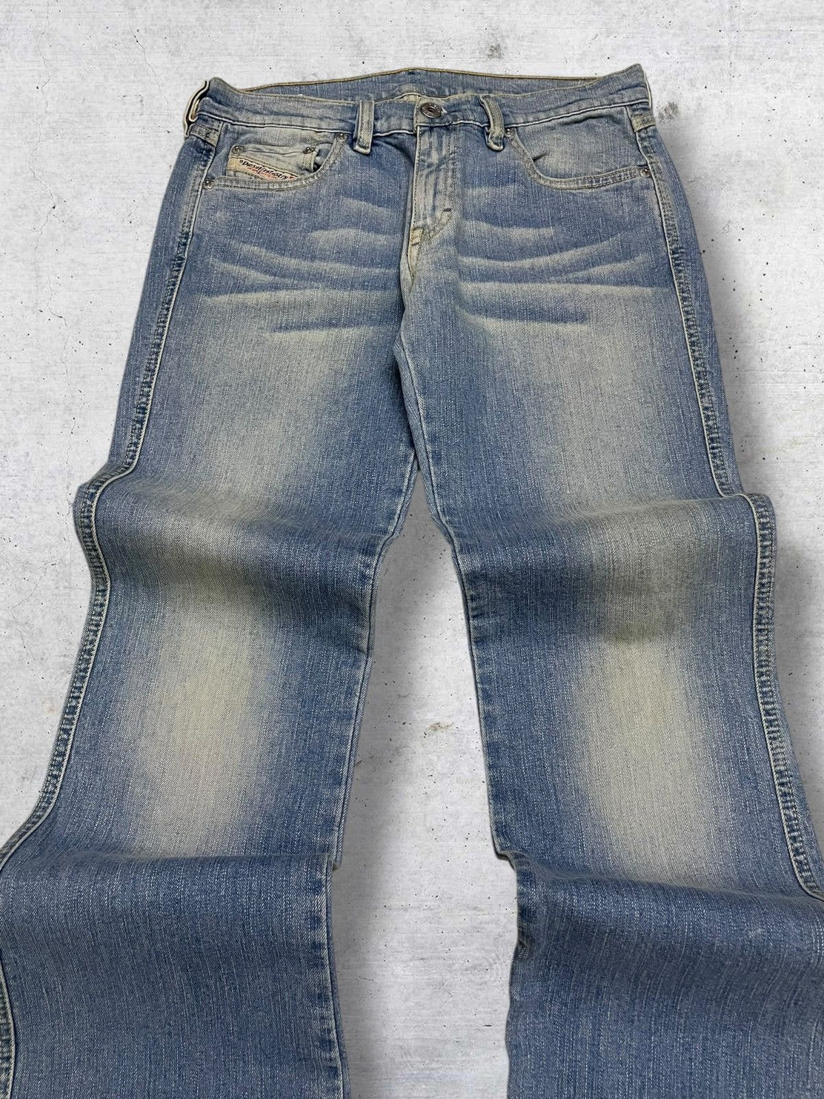 Diesel VINTAGE DIESEL INDUSTRY DESIGNER 90S BLUEWASHED FLARE DENIM Size US 28 / EU 44 - 4 Thumbnail