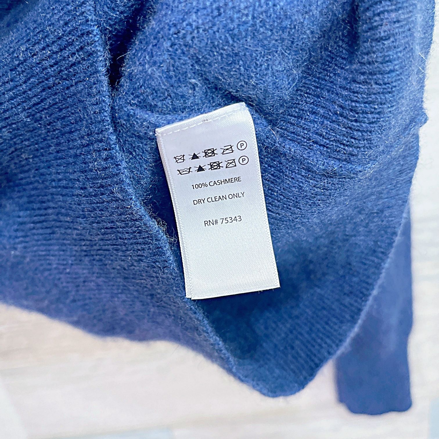 Other Tahari Cashmere Fair Isle 1/4 Zip Sweater Blue Mens Small Size US S / EU 44-46 / 1 - 5 Thumbnail