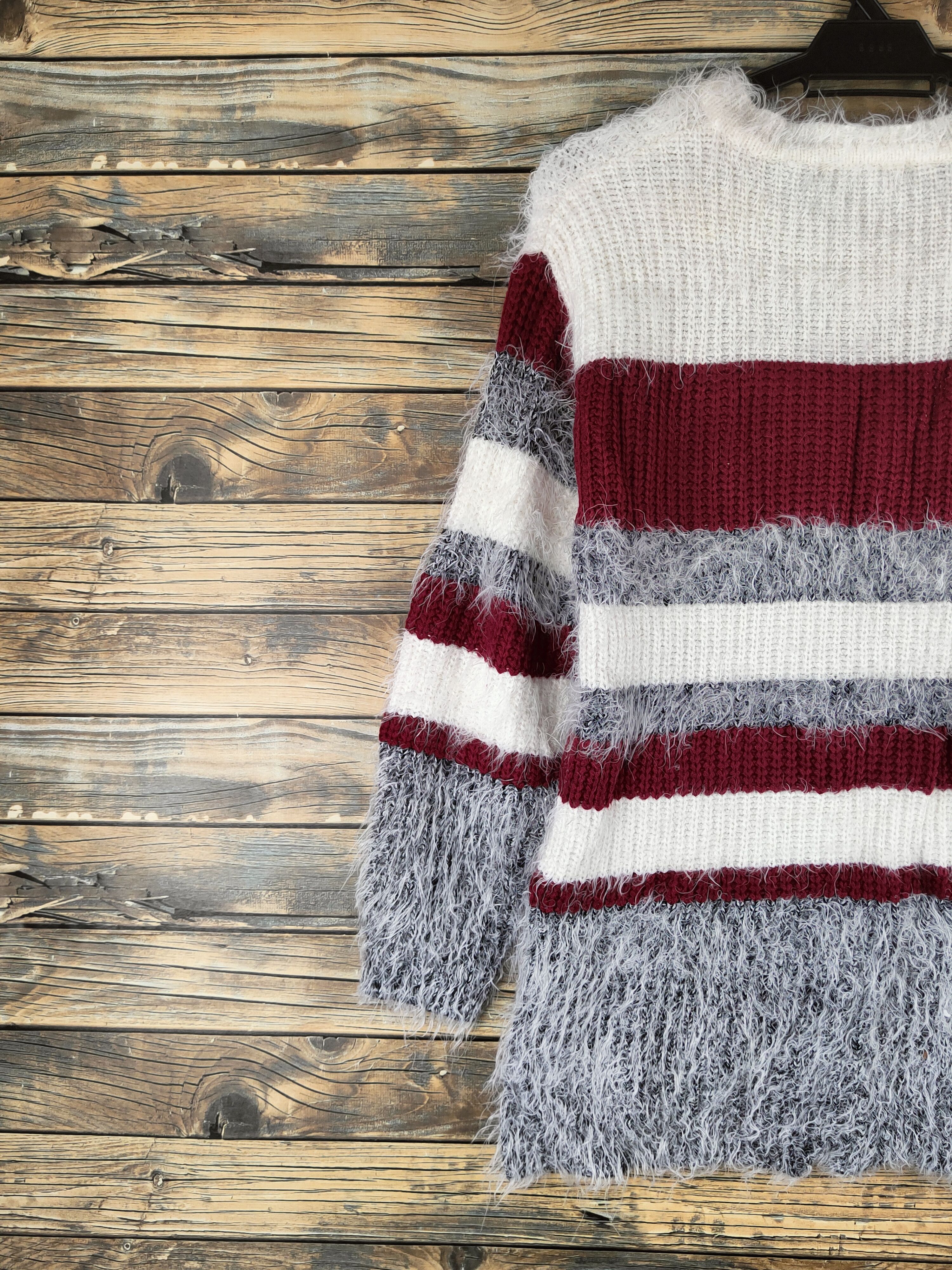 Japanese Brand DL Ingni White Maroon Fur Mohair Knitwear #46-557 Size S / US 4 / IT 40 - 8 Thumbnail