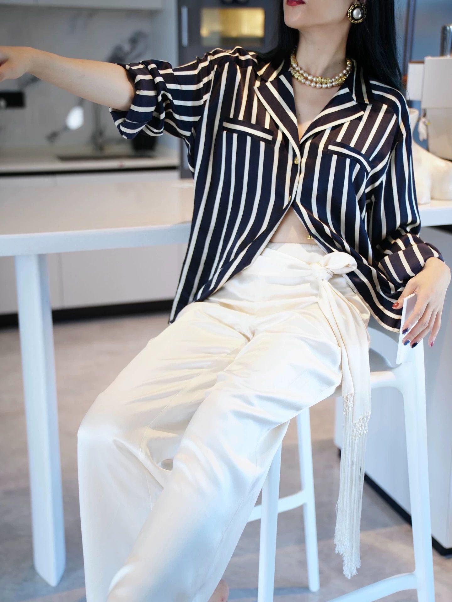 Escada Escada Vintage Silk B&W Stripe Elephant Gold Button Shirt Size M / US 6-8 / IT 42-44 - 9 Thumbnail
