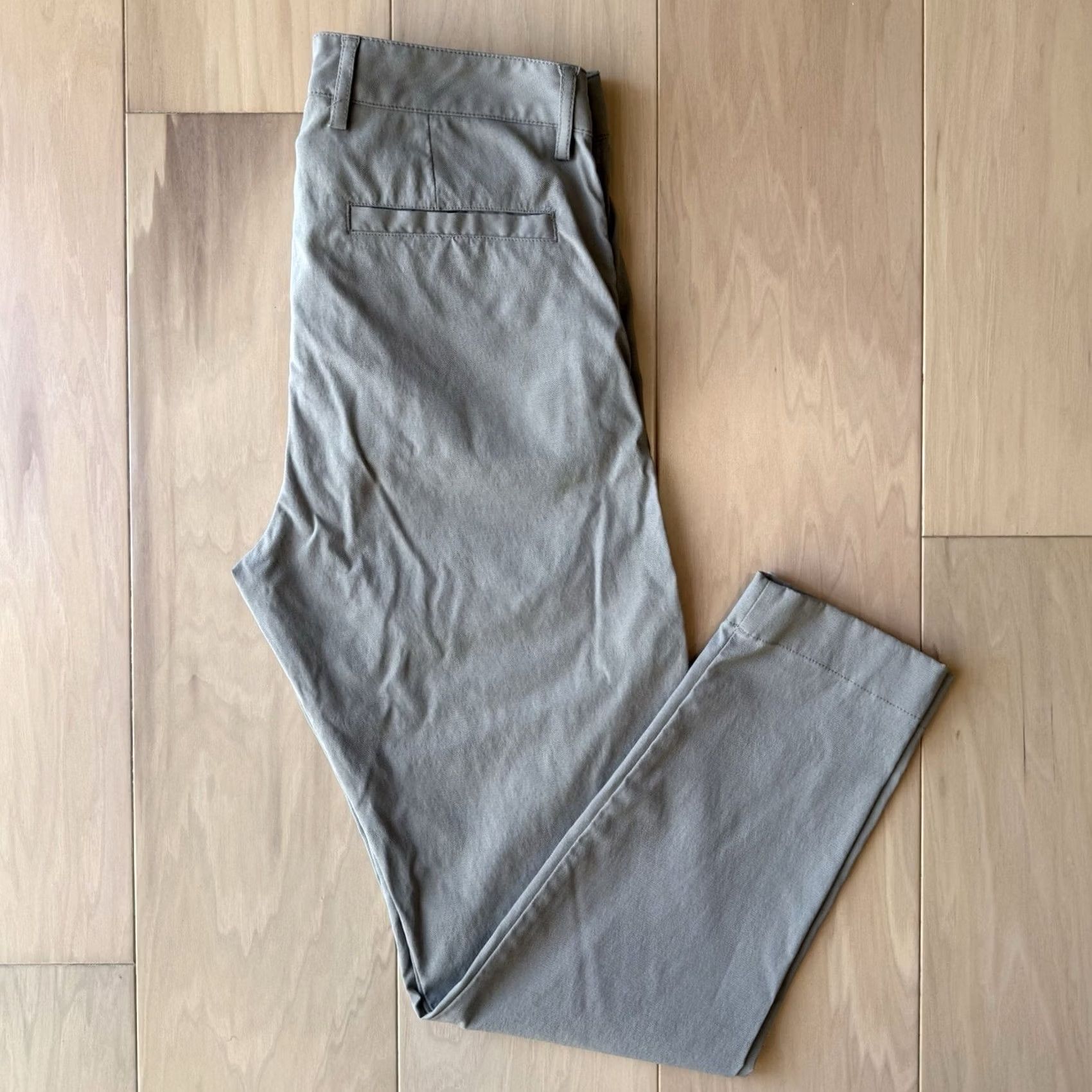 Outlier Outlier Pants 30 Light Khaki Bomb Dungarees Outdoors Workwear Utility Golf Pants 31 Men Khakis Beige Solid Athleisure Outdoor Mens Size US 31 - 2 Thumbnail
