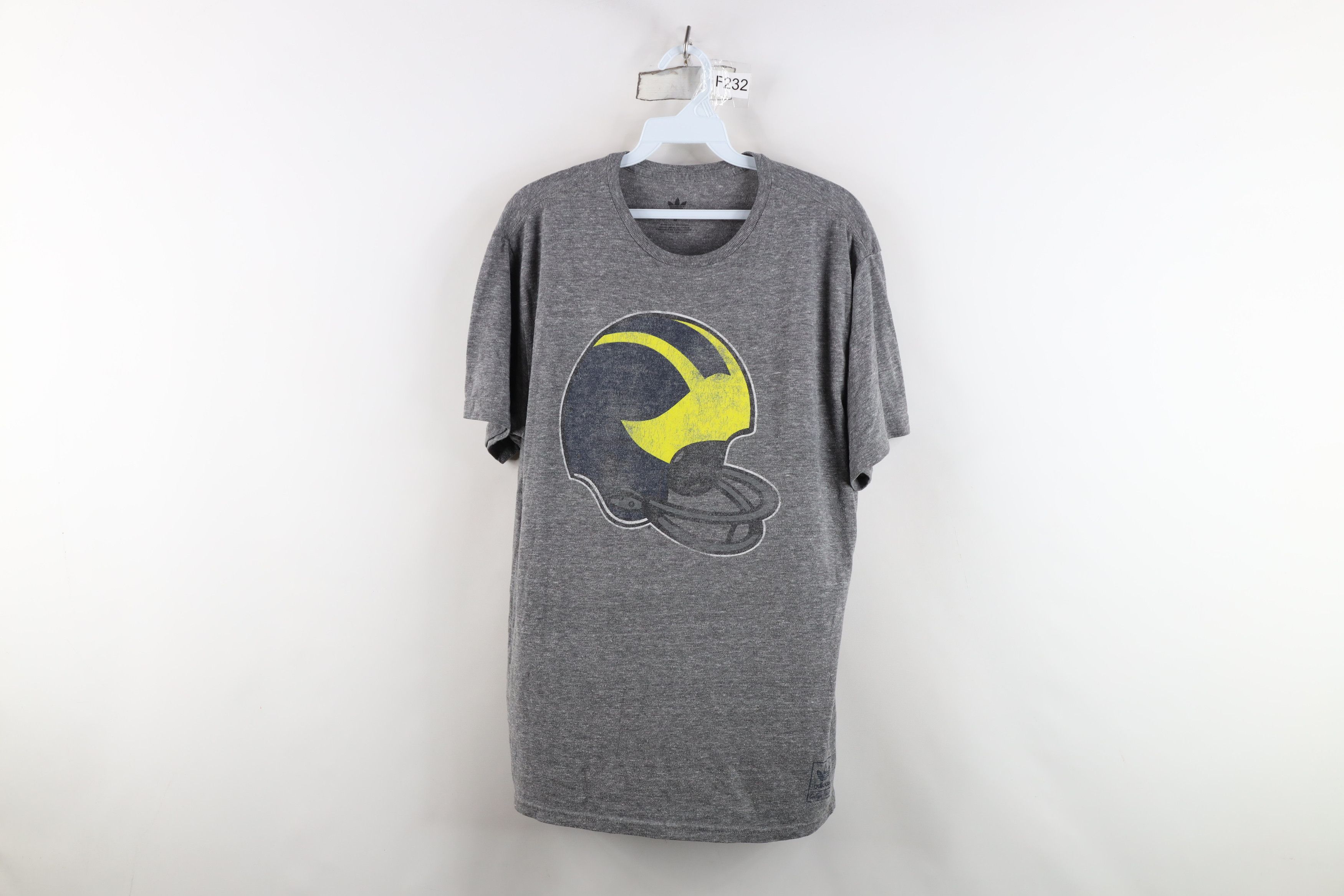 Adidas Retro Adidas Michigan Football Helmet Jersey Knit T-Shirt Size US M / EU 48-50 / 2 - 1 Thumbnail