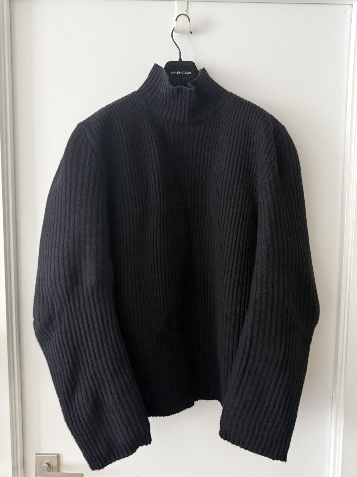 Balenciaga steroid knit wear (Runway)