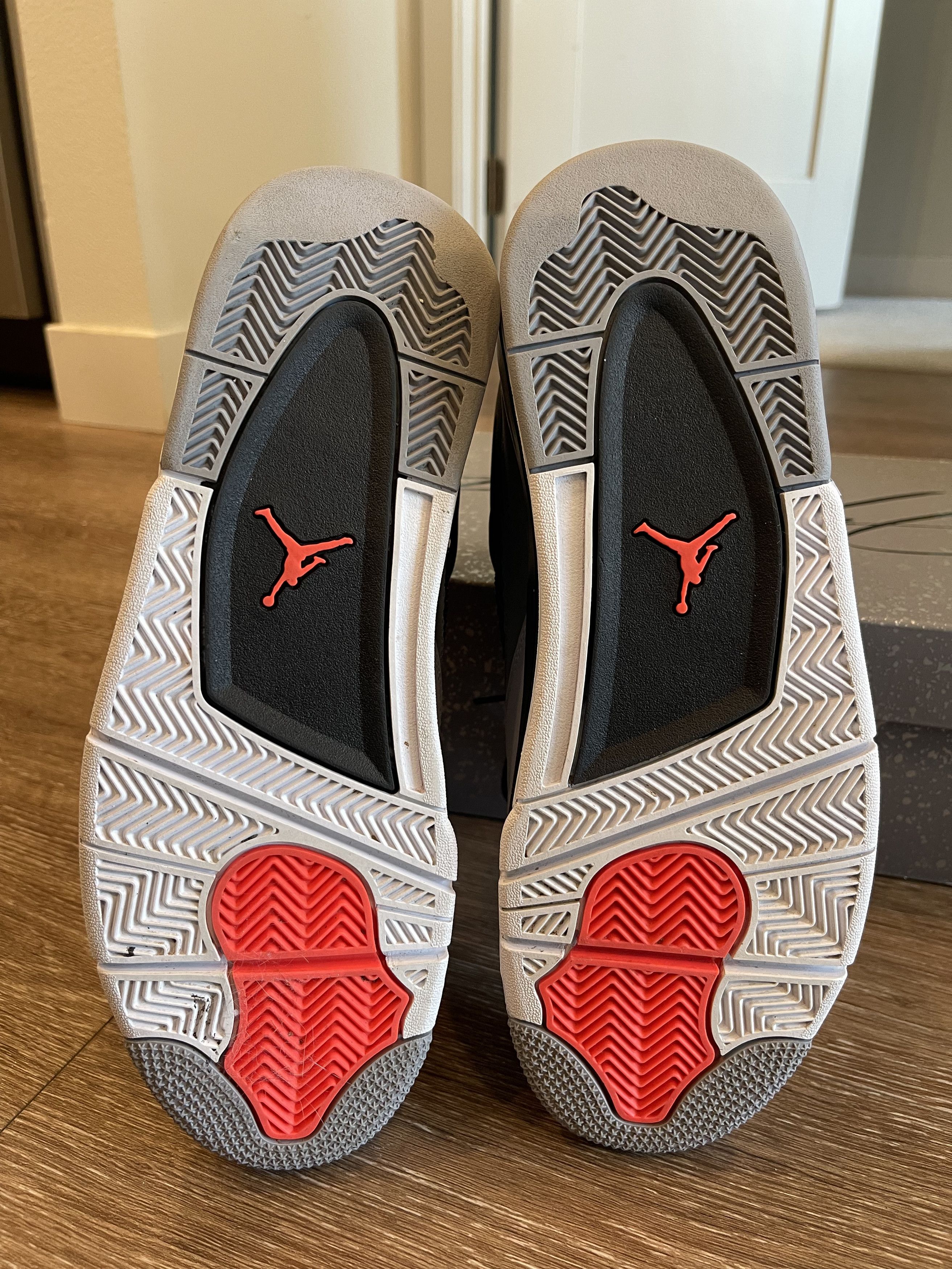 Jordan Brand AIR JORDAN - JORDAN 4 RETRO INFRARED Size US 10.5 / EU 43-44 - 5 Thumbnail