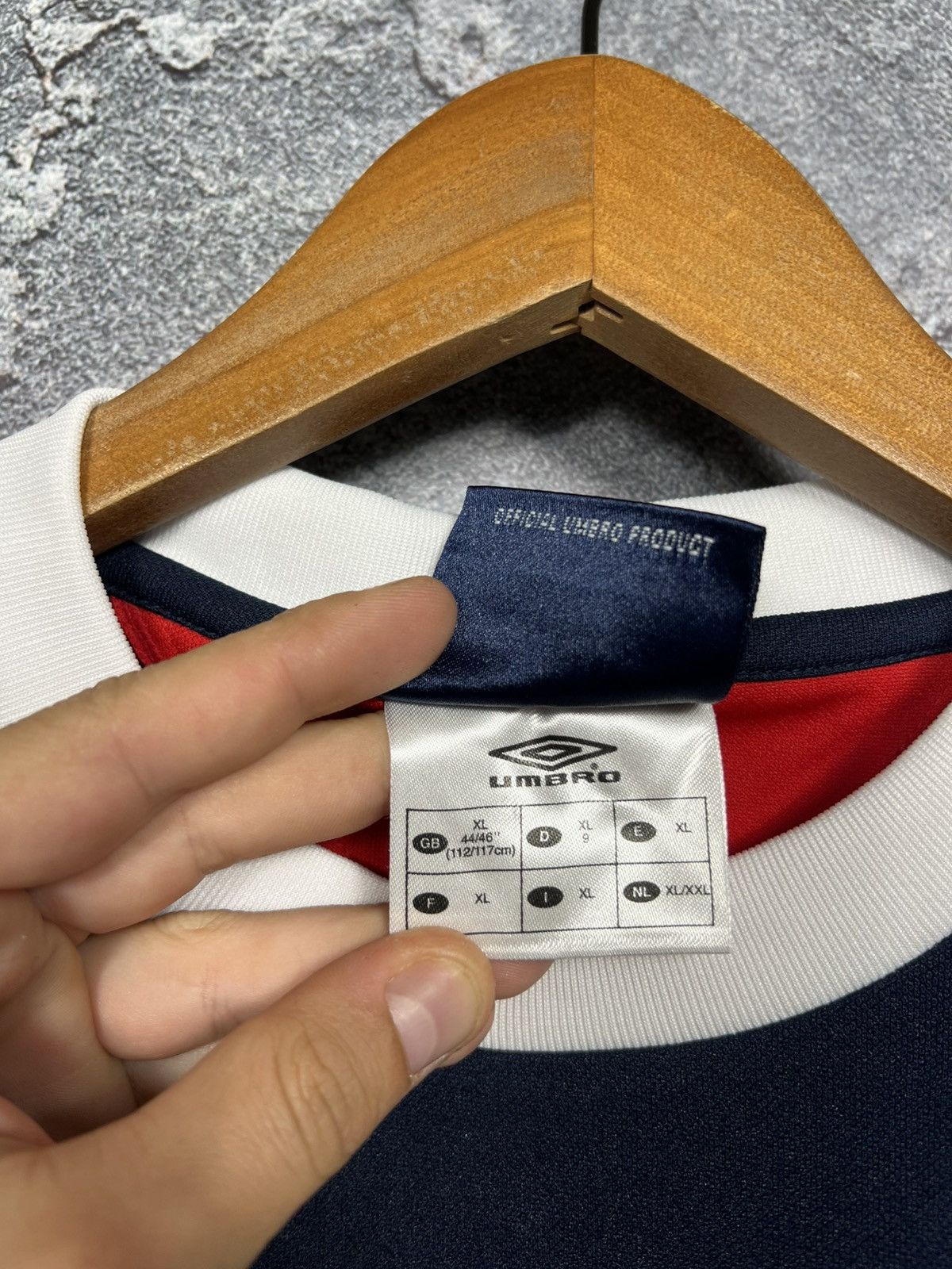 Umbro Vintage 2000s Umbro England Training Jersey T-shirt Size US XL / EU 56 / 4 - 7 Thumbnail