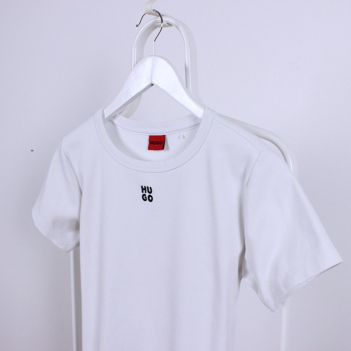 Hugo Hugo Boss Short Sleeve T-Shirt Size S / US 4 / IT 40 - 1 Thumbnail