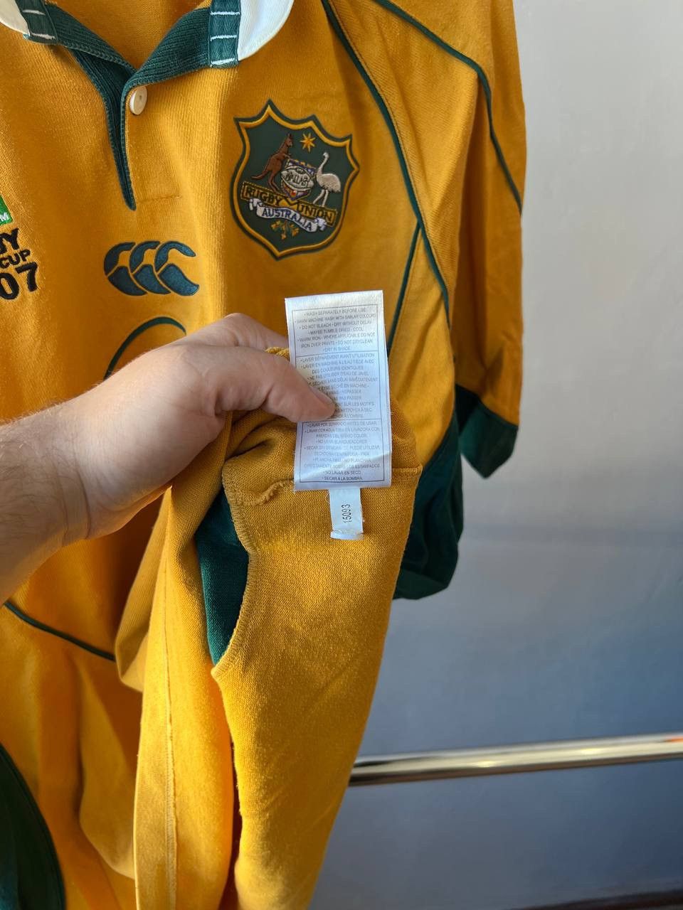 Canterbury of New Zealand 2007 AUSTRALIA RUGBY UNION RARE SHIRT JERSEY SIZE XL MENS Size US XL / EU 56 / 4 - 9 Thumbnail