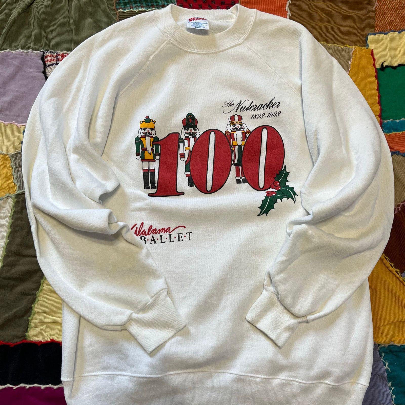Hanes Vintage 1992 ‘The Nutcracker’ 100 Year Anniversary Crewneck Size US L / EU 52-54 / 3 - 1 Thumbnail