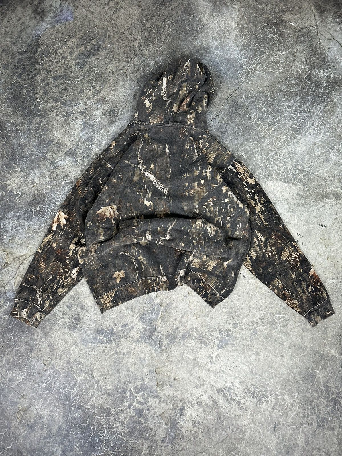 Realtree × Vintage Vintage Realtree Pixel Hoodie Size US L / EU 52-54 / 3 - 5 Thumbnail